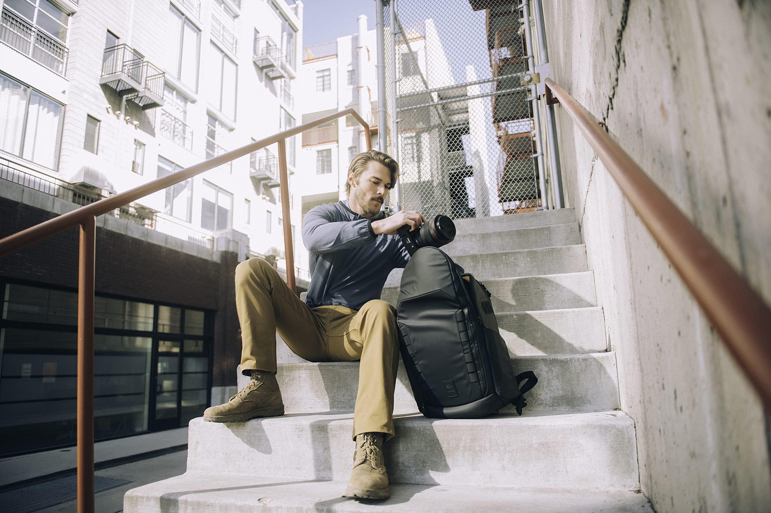 NOMATIC NOMATIC Peter McKinnon Camera Pack- DSLR Camera Backpack for Men And Women, Extra Large Photography Bag, Travel Camera Backpack, Weekend Bag