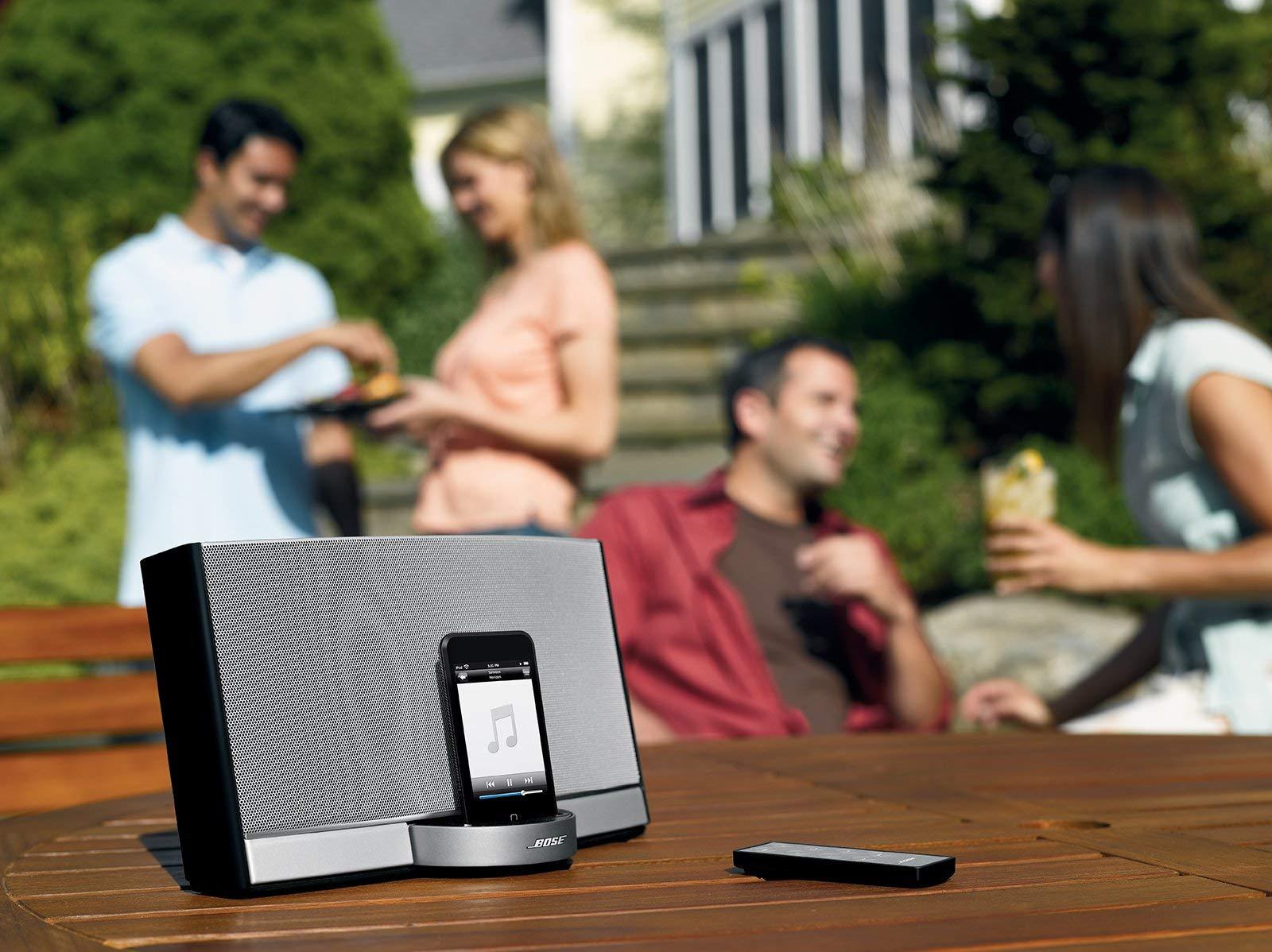 Bose Bose SoundDock Portable iPod/iPhone Speaker Dock (Black, 30-Pin, Lightning, 8W, 1 Port, Compatible with iPhone, iPod)