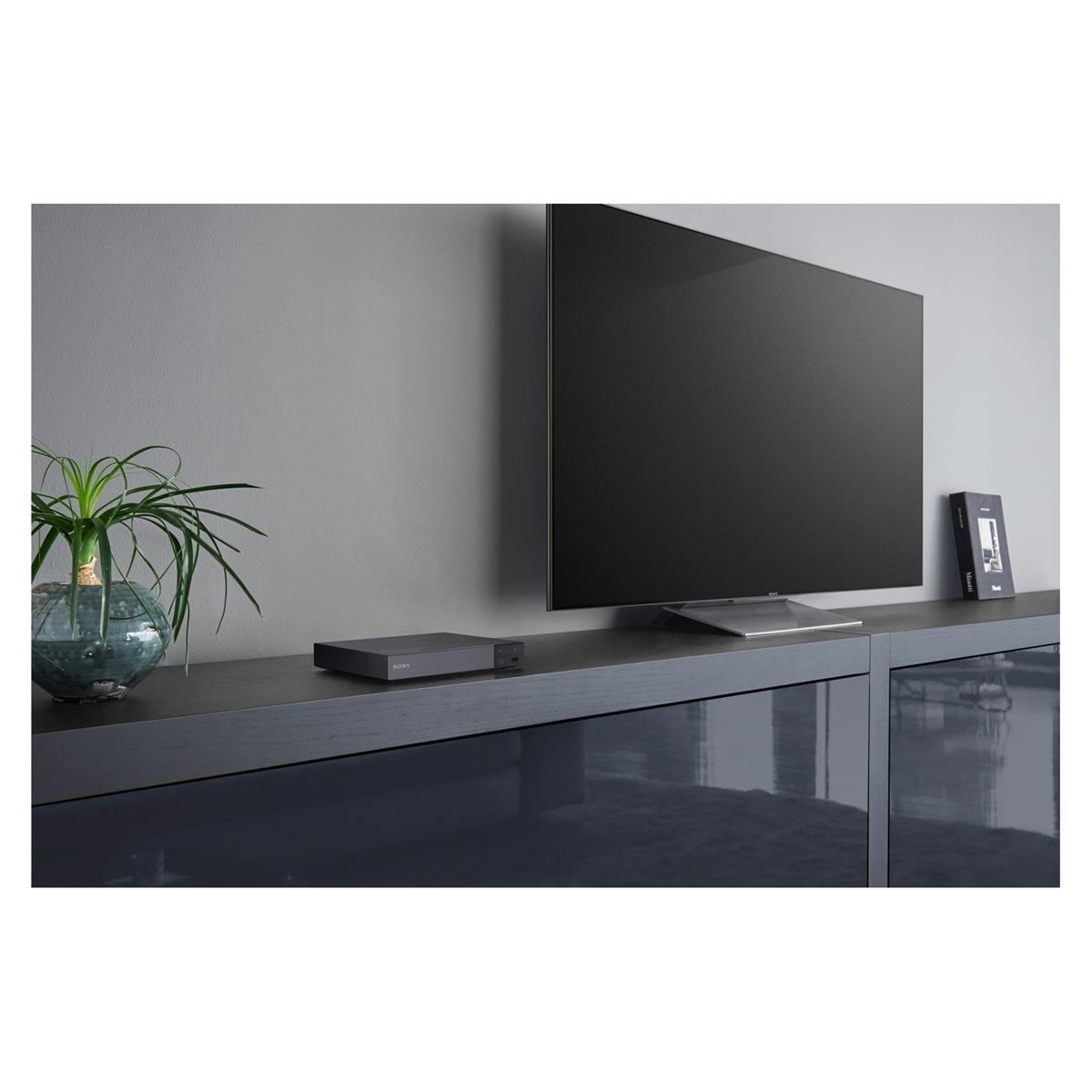 Sony Sony BDP-S6700 4K Upscaling 3D Home Theater Streaming Blu-Ray DVD Player with Wi-Fi, Dolby Digital TrueHD/DTS, and upscaling