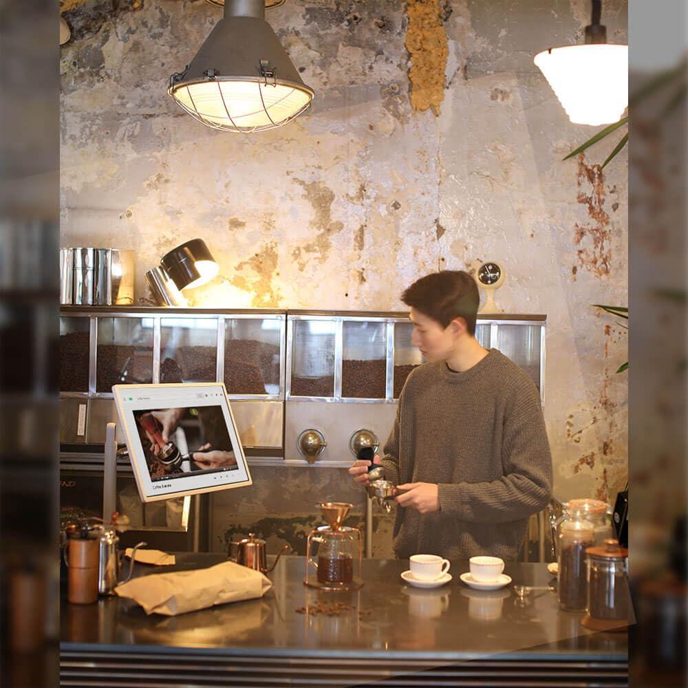 LG LG 27-Inch Class StanbyMe 1080p-Portable Touch-Screen-Monitor 27ART10AKPL, Built-in Battery, Full Swivel Rotation, 60Hz Refresh Rate, Calming Beige