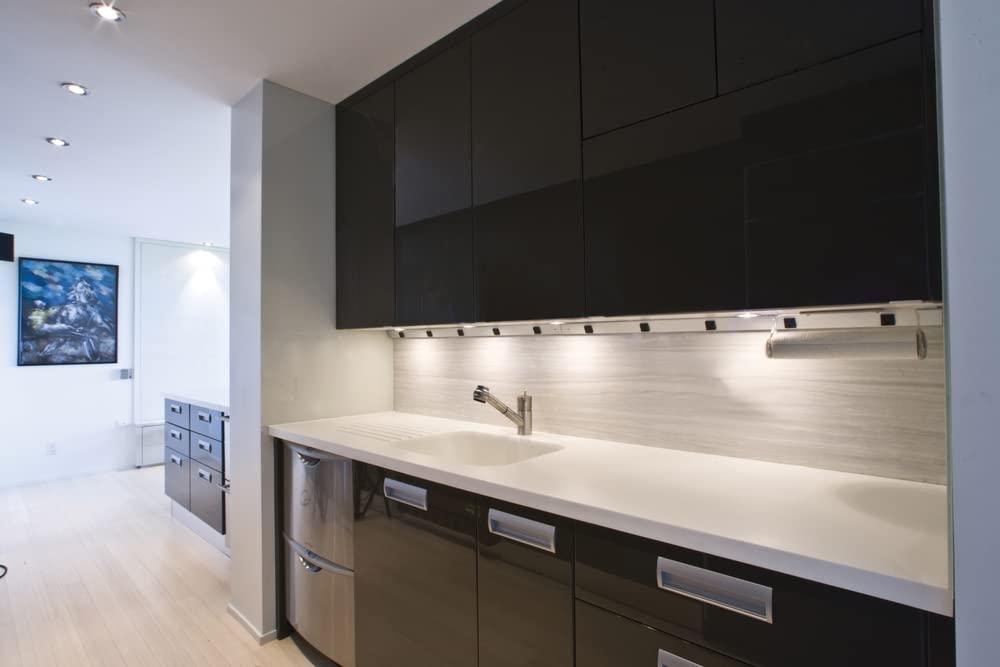 Task Lighting Corp Task Lighting APT Angled Power Strip 24 inch, 4 Receptacles, Satin Nickel