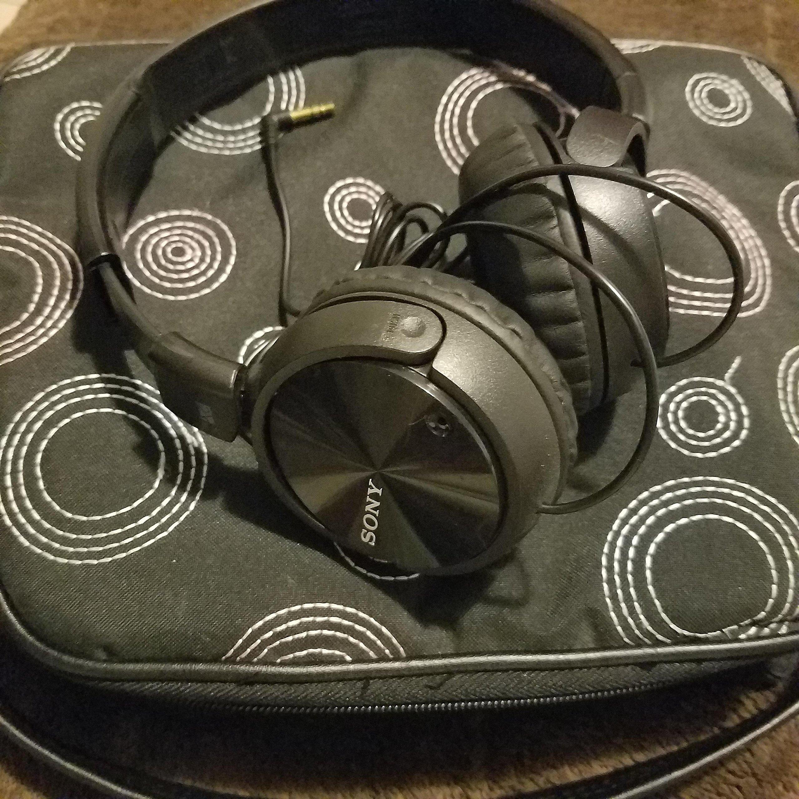 Sony Sony 9\" Portable DVD Player