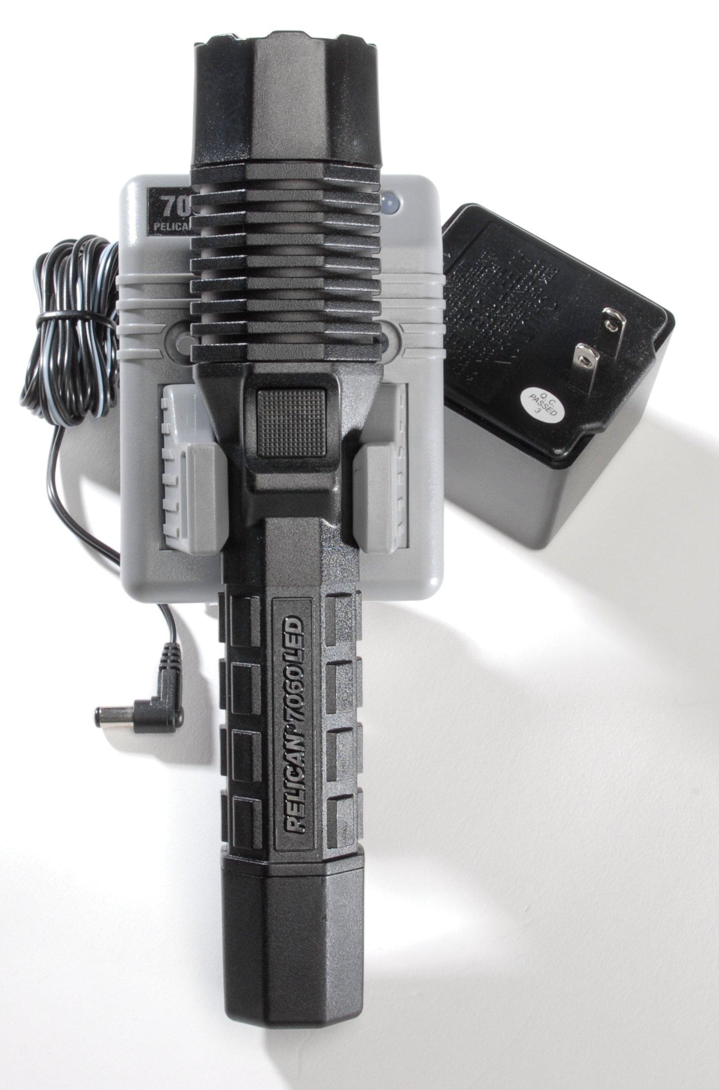 Pelican Pelican 7060 Rechargeable Flashlight