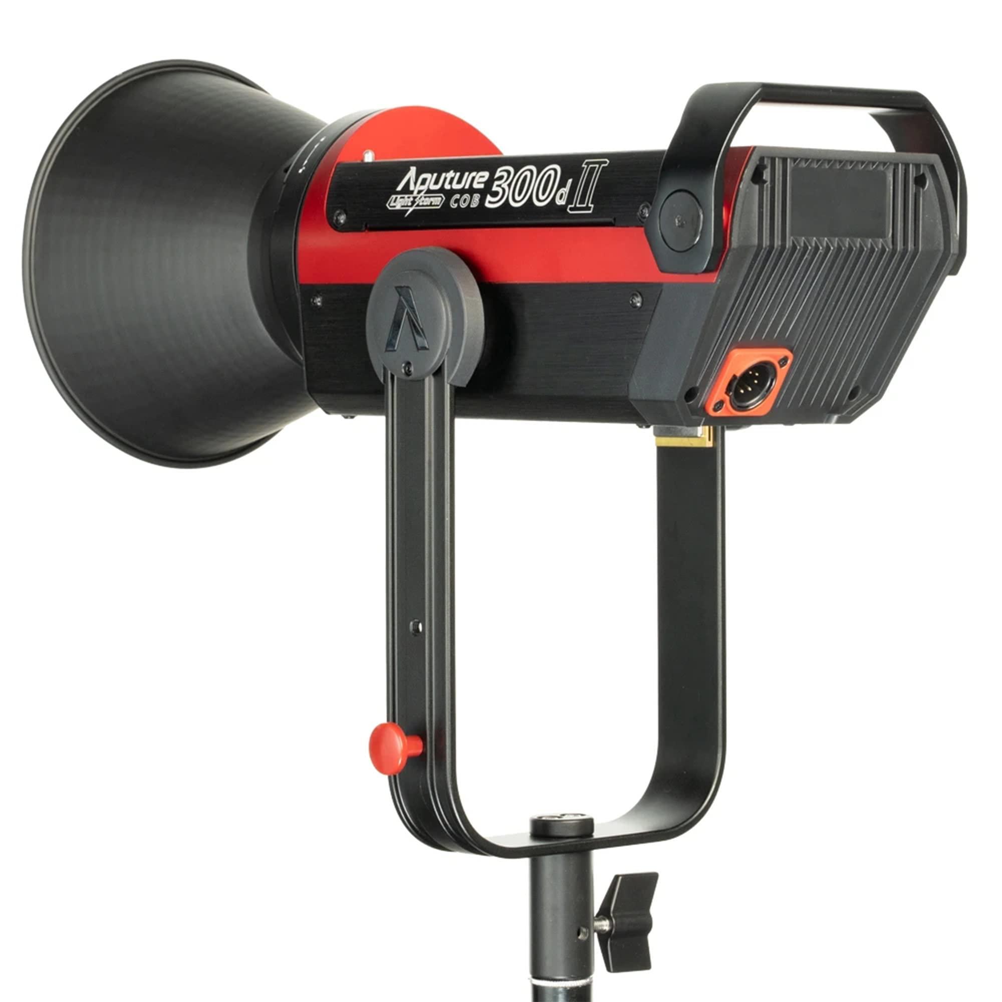 Aputure Aputure 300d II,Aputure Mark LS C300D II Light Storm 350W 5500K Daylight Balanced Led Video CRI 96+ TLCI96+ 45000lux@0.5m with The Reflector 8 Built-in Lighting FX V-mount