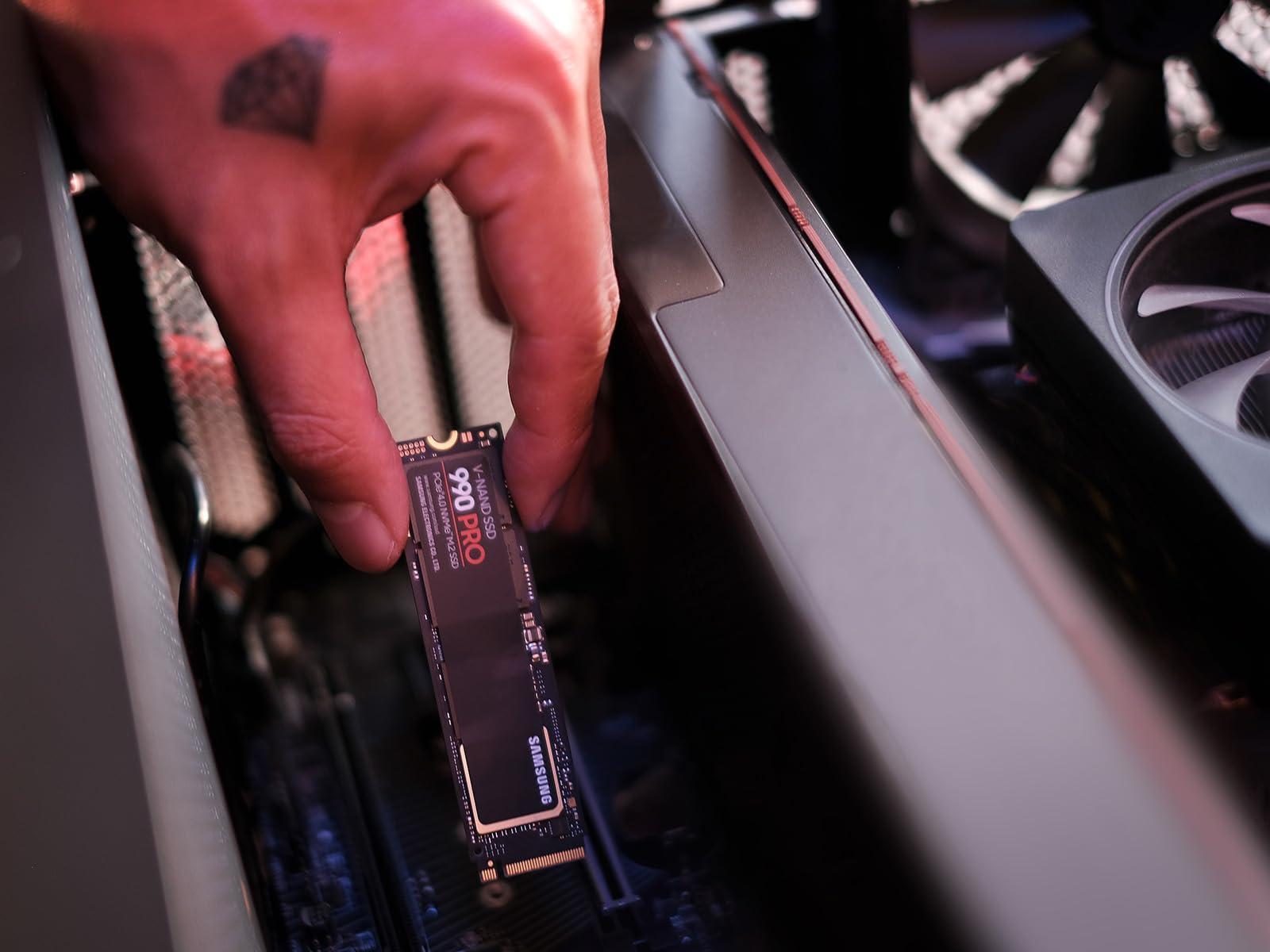 SAMSUNG SAMSUNG 990 PRO SSD NVMe M.2 PCIe Gen4, M.2 2280 Internal Solid State Hard Drive, Seq. Read Speeds Up to 7,450 MB/s for High End Computing, Gaming, and Heavy Duty Workstations, MZ-V9P2T0B/AM