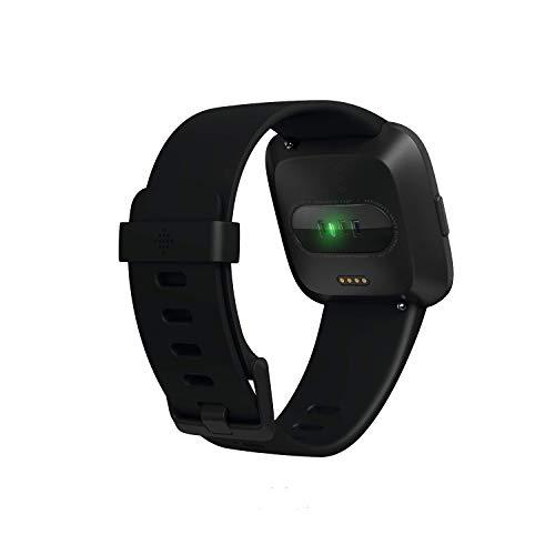 Fitbit Fitbit Versa Smart Watch, Multisport Tracker, Black/Black Aluminium, One Size (S & L Bands Included) (Renewed)