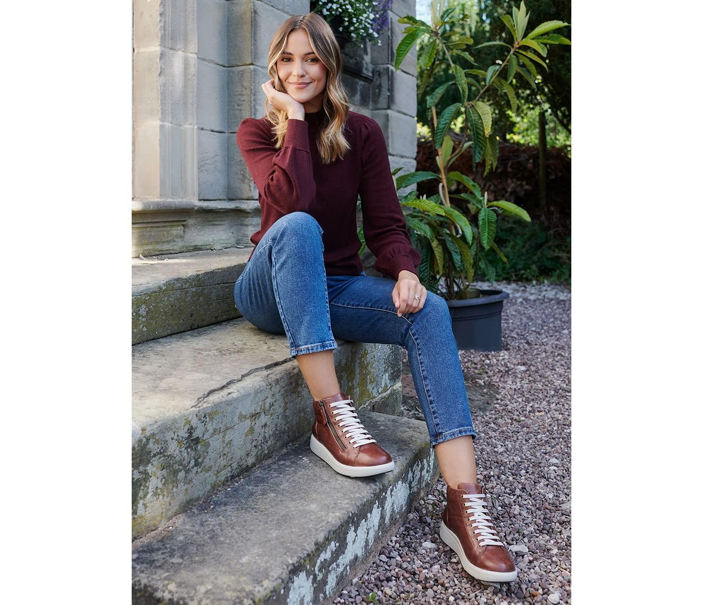 Strive Strive Footwear Women's Sneaker Boot - Kensignton - Arch Supportive Merlot - 6.5 Medium