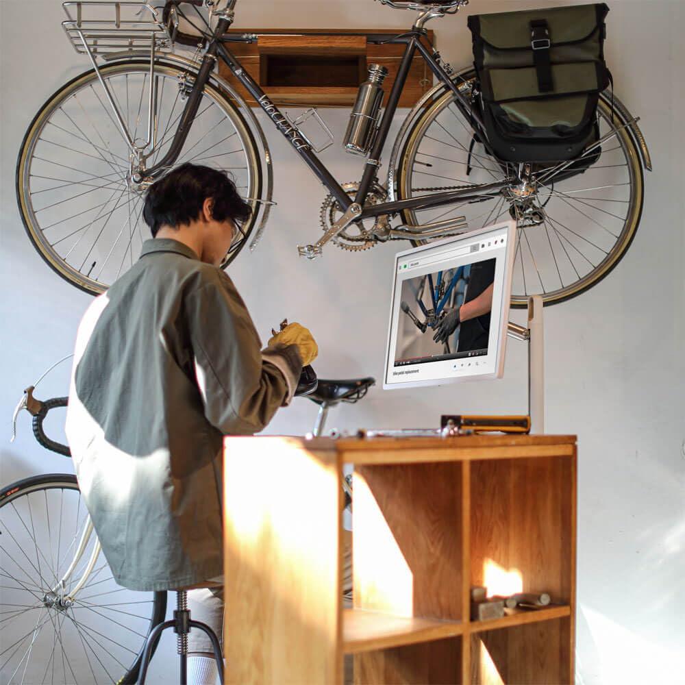 LG LG 27-Inch Class StanbyMe 1080p-Portable Touch-Screen-Monitor 27ART10AKPL, Built-in Battery, Full Swivel Rotation, 60Hz Refresh Rate, Calming Beige