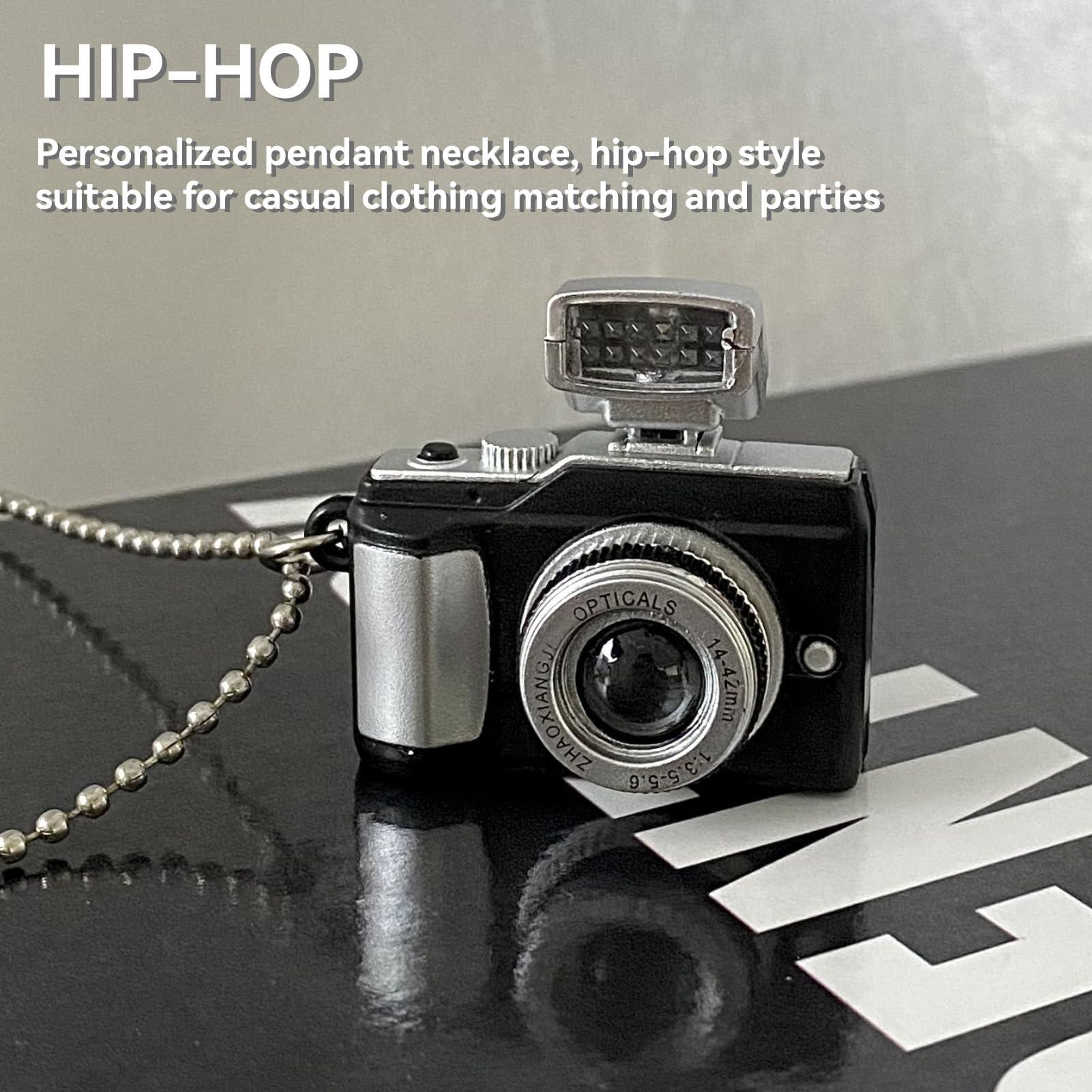 Cyrank Spy Camera Necklace, Hidden Camera Necklace Hip Hop Style Flash Small Camera Pendant Necklaces Glowing Camera Chains for Men Women(Black)