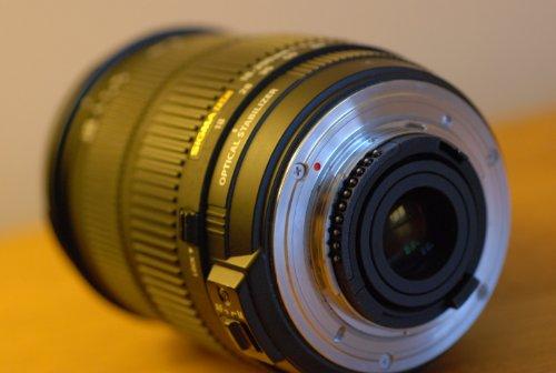 Sigma Sigma 18-200mm F3.5-6.3 II DC OS HSM Lens for Nikon SLR Camera (OLD MODEL)