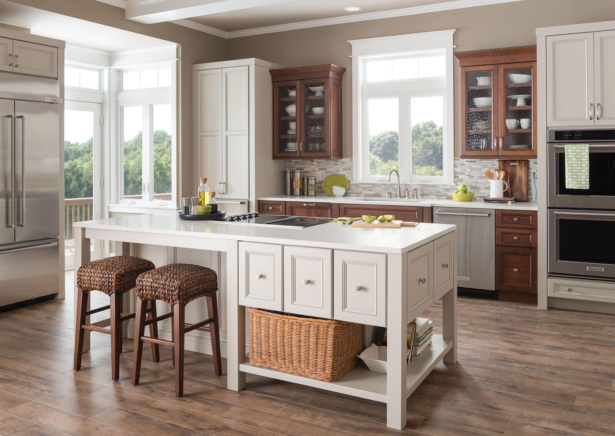 Moen Moen Spot Resist Stainless One-Handle High Arc 4-hole Kitchen Faucet with Side Sprayer and Soap Dispenser, 87042SRS