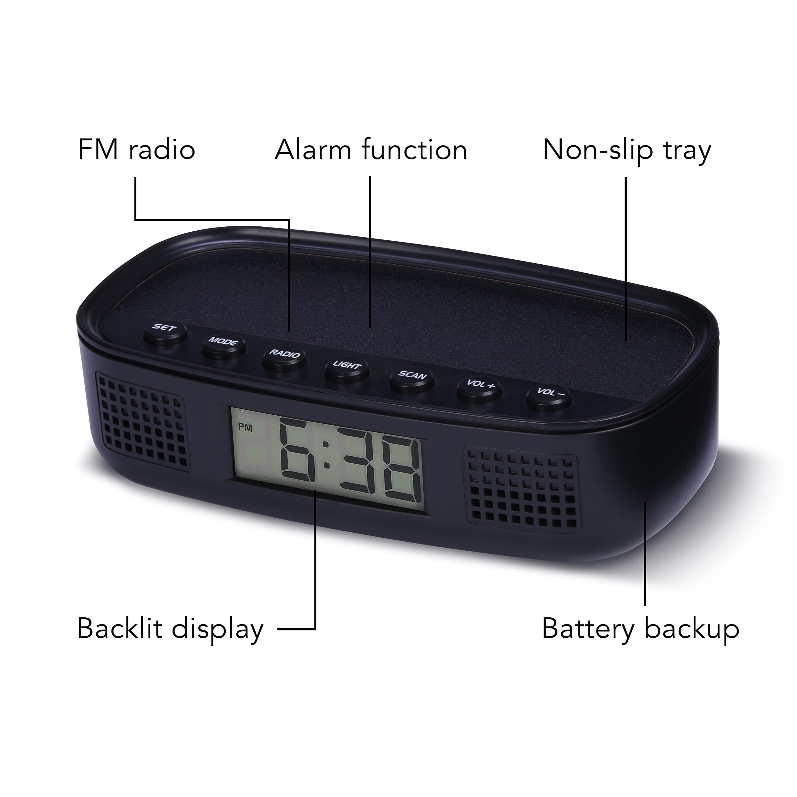 RCA RCA RCD5V Digital Radio Alarm Clock with USB Charging Cord