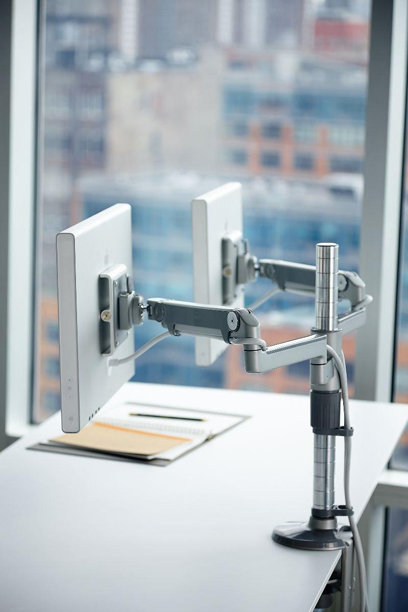 Humanscale Humanscale M/Flex M2 Monitor Arms: Base Bracket for 1 Monitor