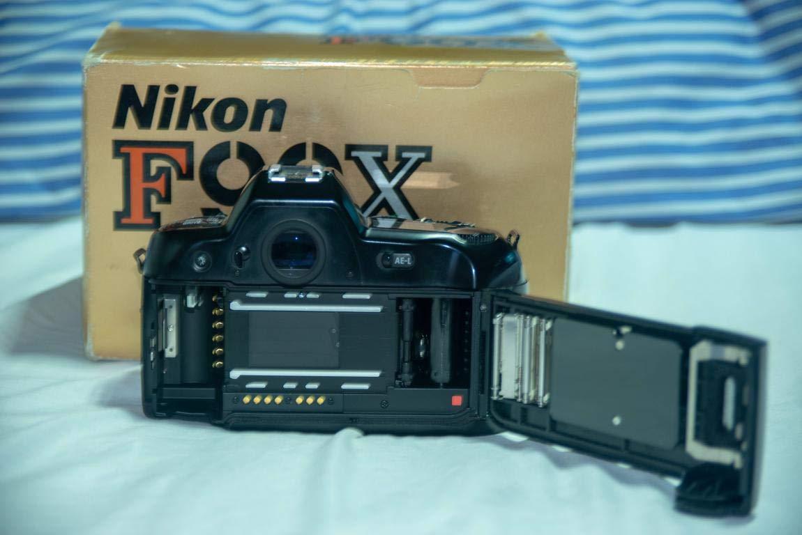 Nikon Nikon N90 / F90 35MM SLR Film Camera Body Only With Nikon AF lens System (Renewed)