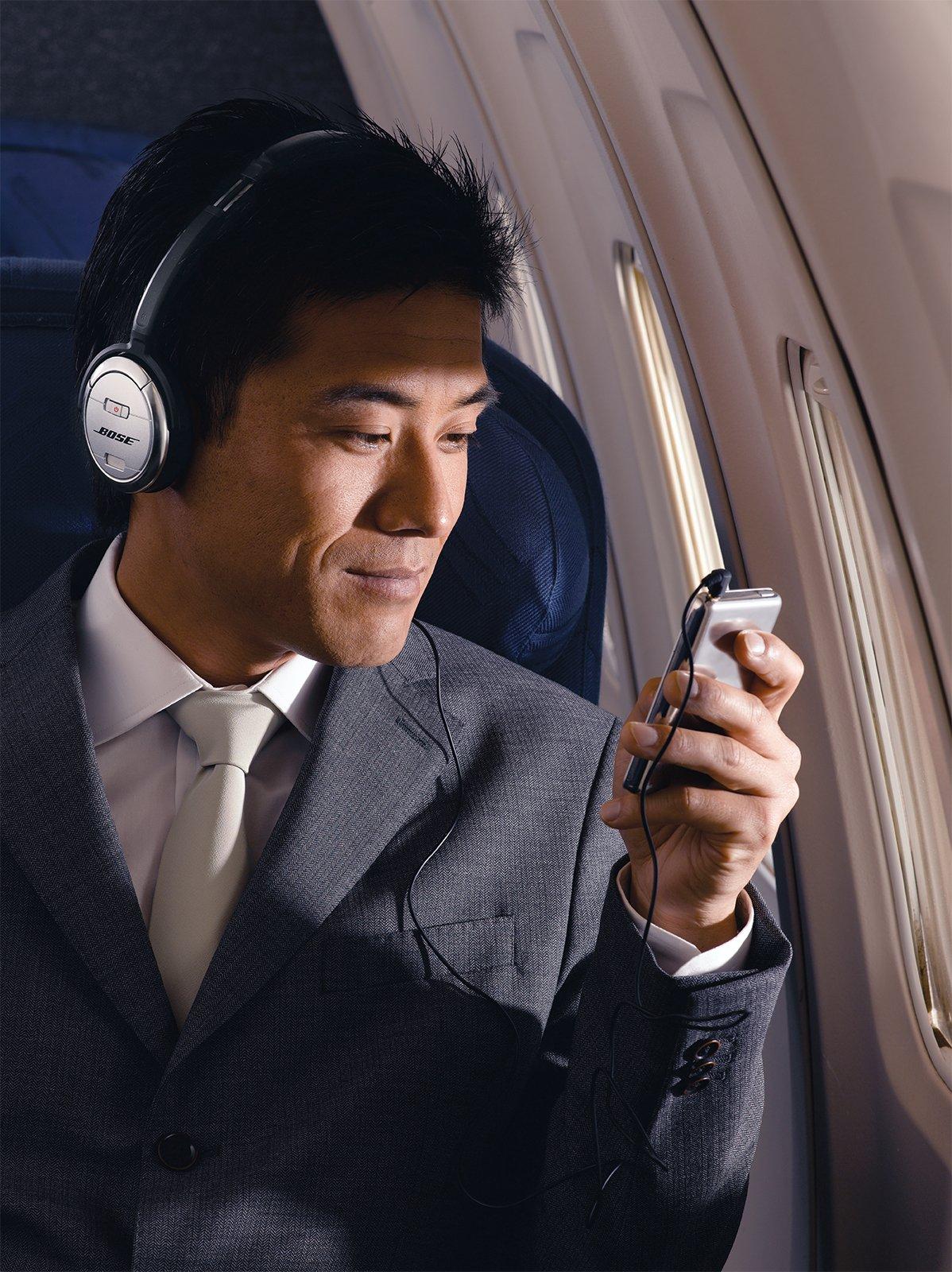 Bose Bose QuietComfort 3 Acoustic Noise Cancelling Headphones, Black (Renewed)