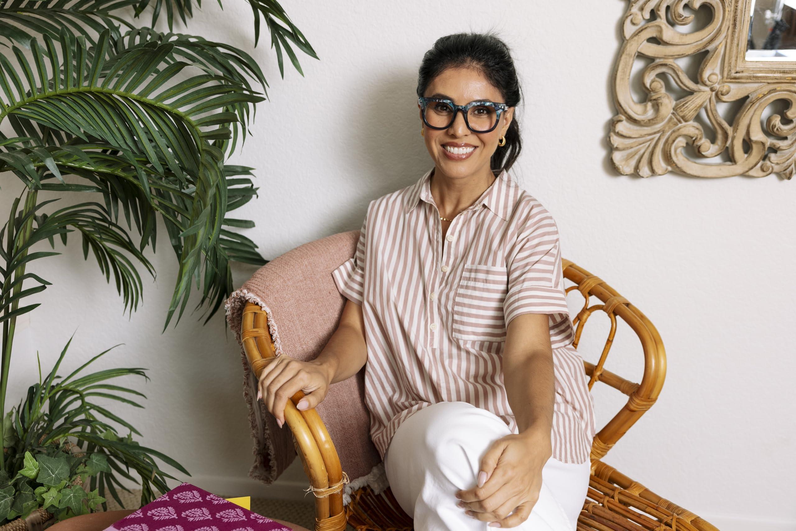 Peepers by PeeperSpecs Peepers by PeeperSpecs Oprah's Favorite Women's Showbiz Oversized Blue Light Blocking Reading Glasses - Marine Quartz/Blue +0.00