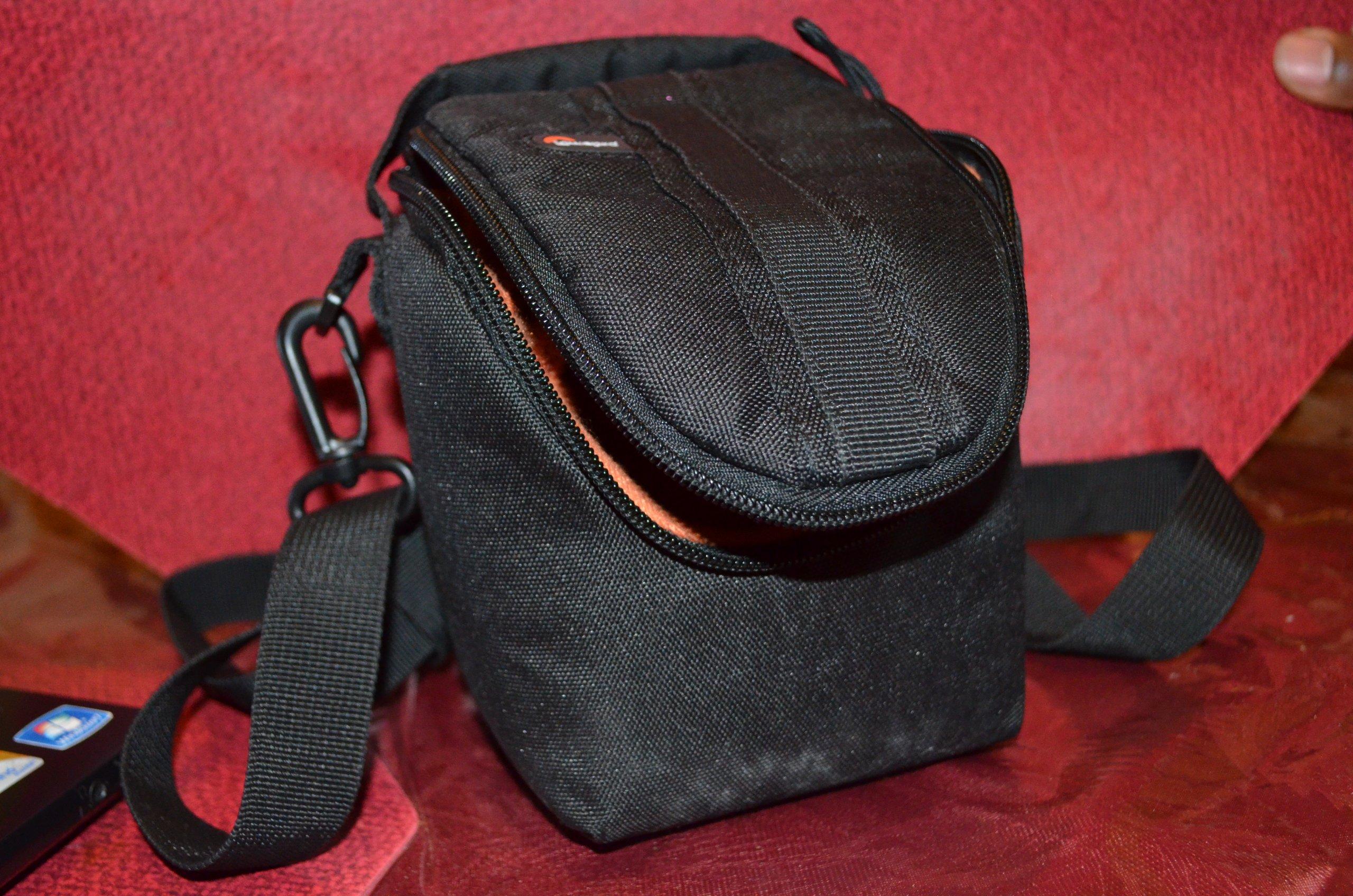 Nikon Nikon COOLPIX P500 12.1 CMOS Digital Camera with 36x NIKKOR Wide-Angle Optical Zoom Lens and Full HD 1080p Video (Red) (Renewed)