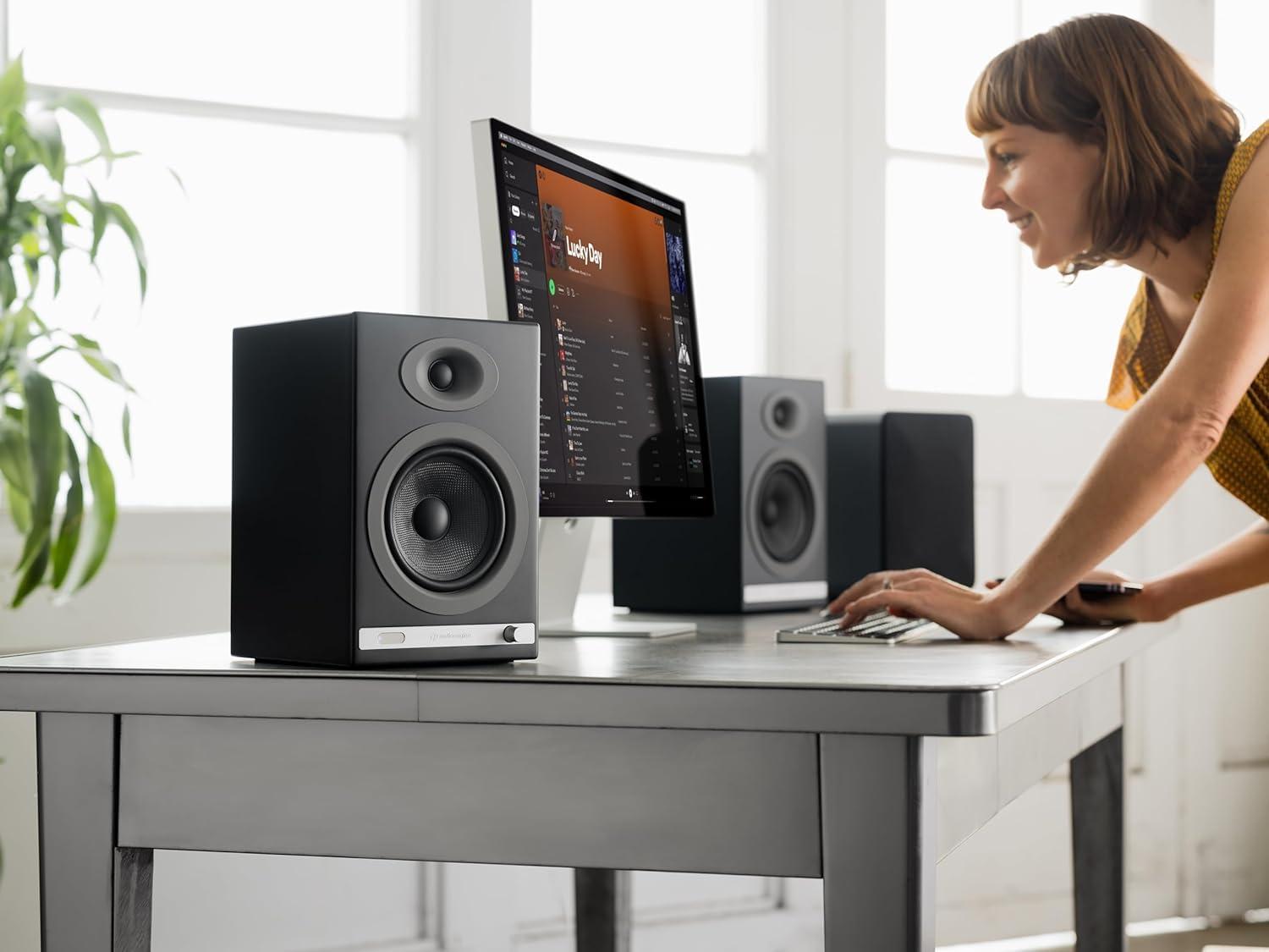 Audioengine Audioengine HD5 150W Premium Bluetooth Bookshelf Speakers for Home Theaters and Studios