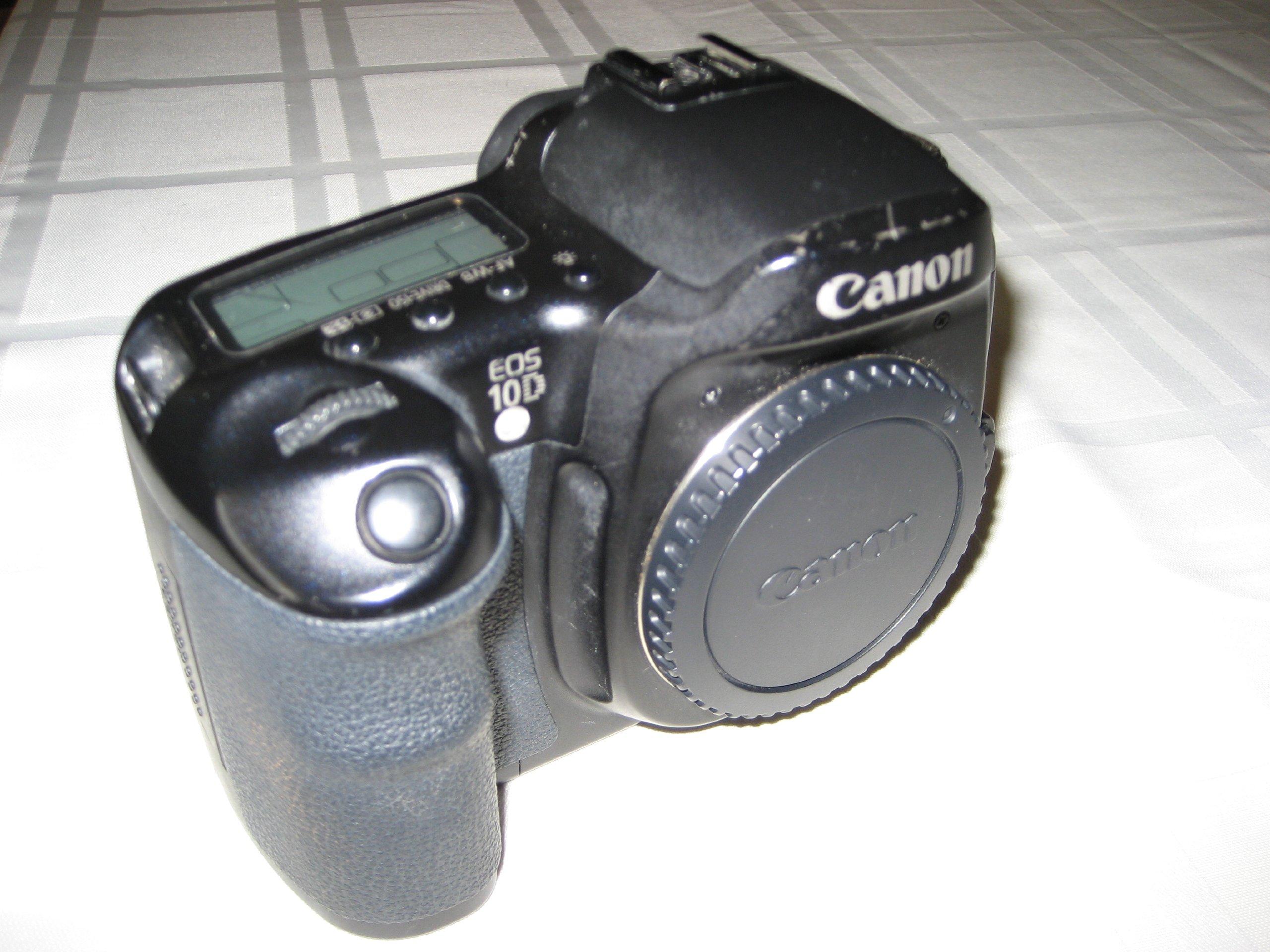 Canon Canon EOS-10D 6.3MP Digital DSLR Camera With EF Lens Mount (Body Only) (Renewed), Black