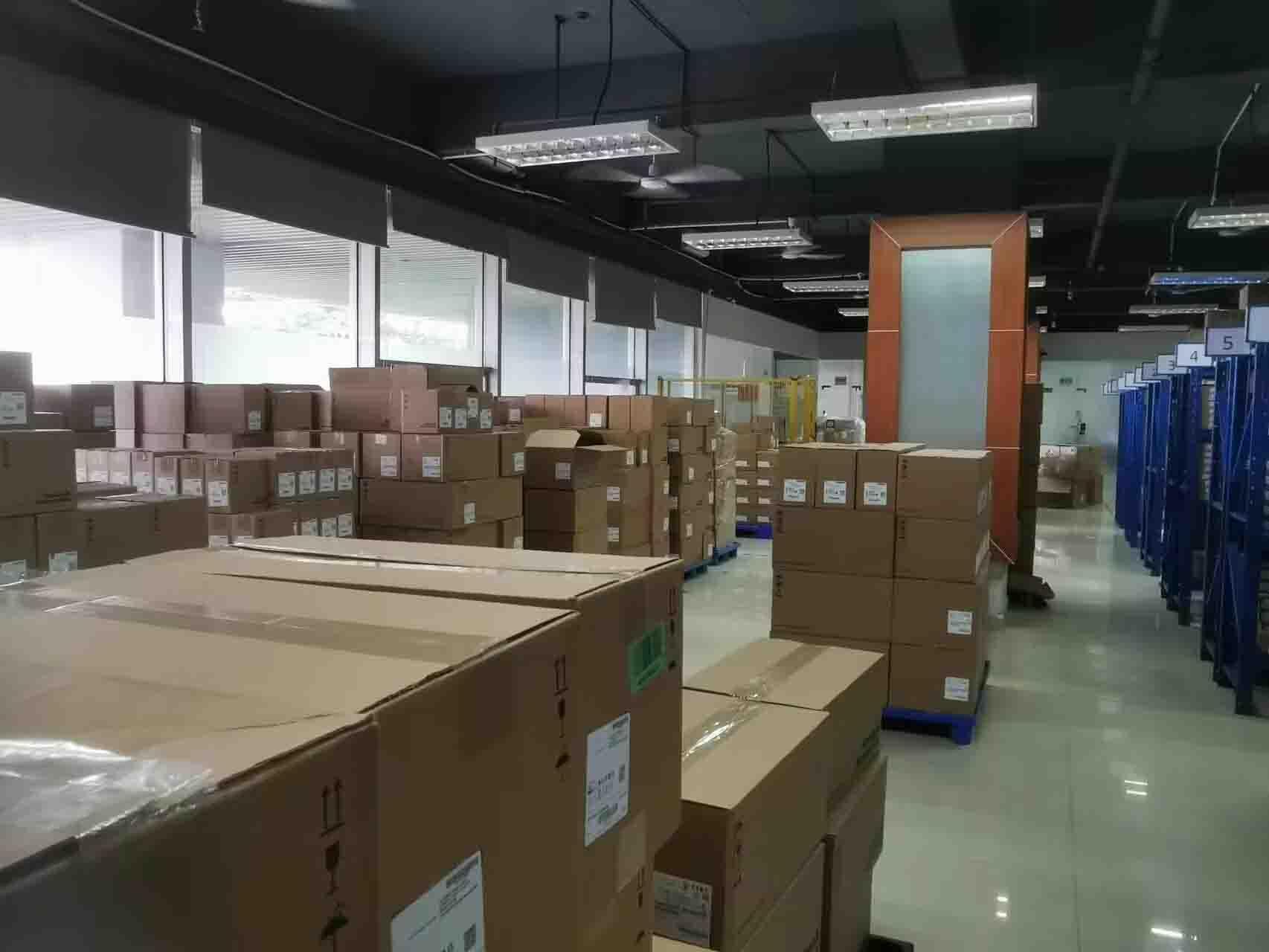 CBBEXP CBBEXP 1756-IB16ISOE 16 DC Digital Output Module 1756IB16ISOE Sealed in Box 1 Year Warranty Fast Shipment