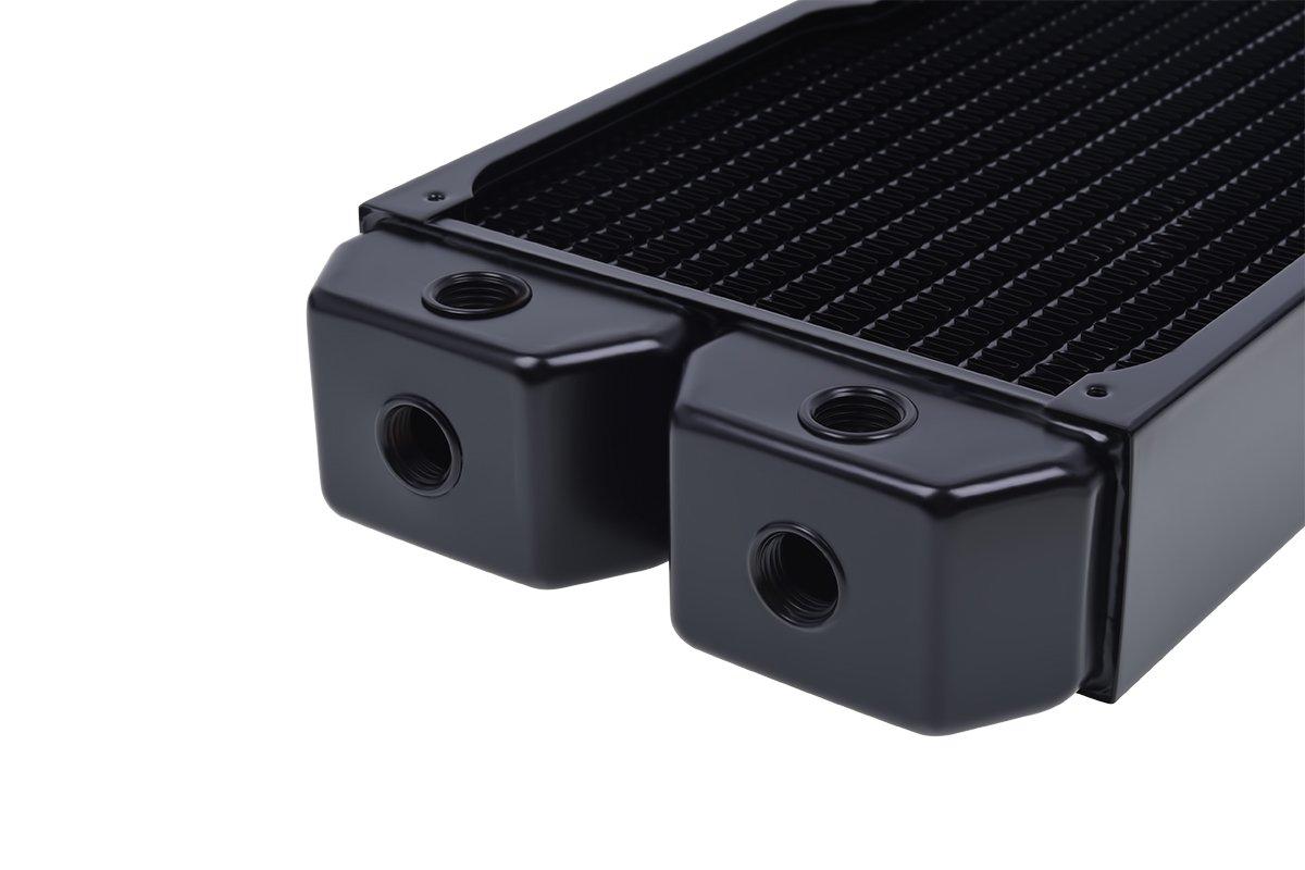 Aquatuning Alphacool NexXxos XT45 Full Copper Radiator, 420mm, Triple Fan, Black