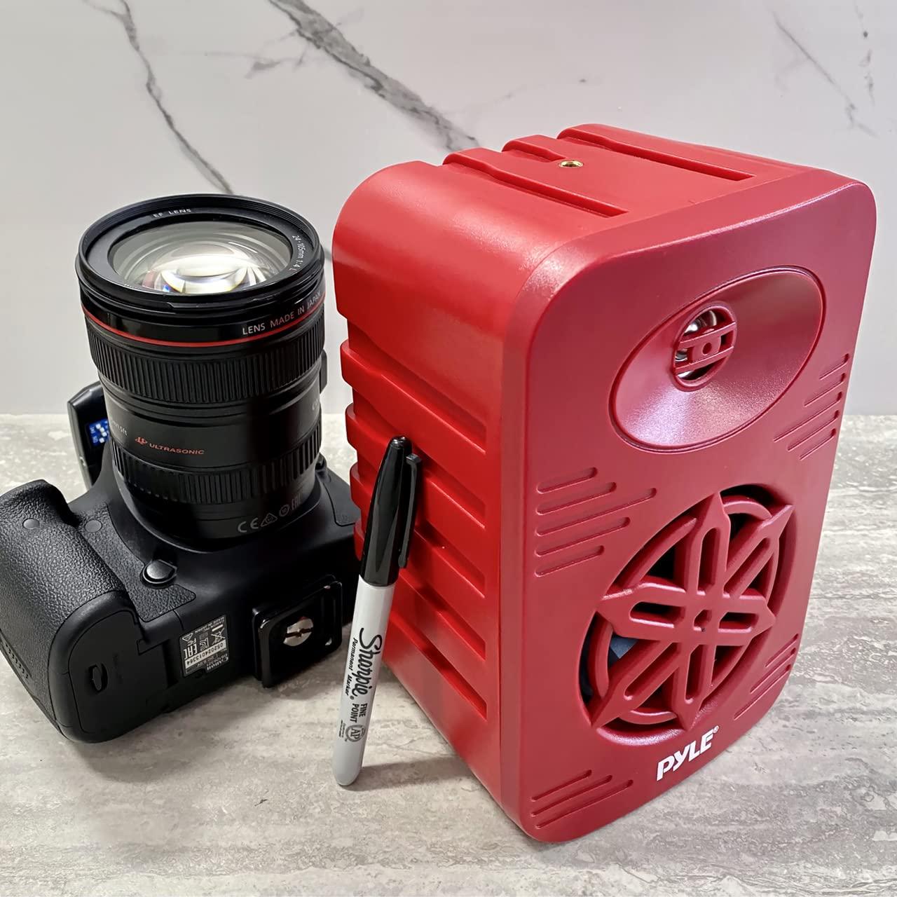 Pyle PyleUsa Bluetooth Indoor Outdoor Speakers Pair - 300 Watt Dual Waterproof 4 2-Way Full Range Speaker System w/ 1/2 High Compliance Polymer Tweeter Home,Boat, Marine,Deck, Patio,Poolside - PDWRBT46RD