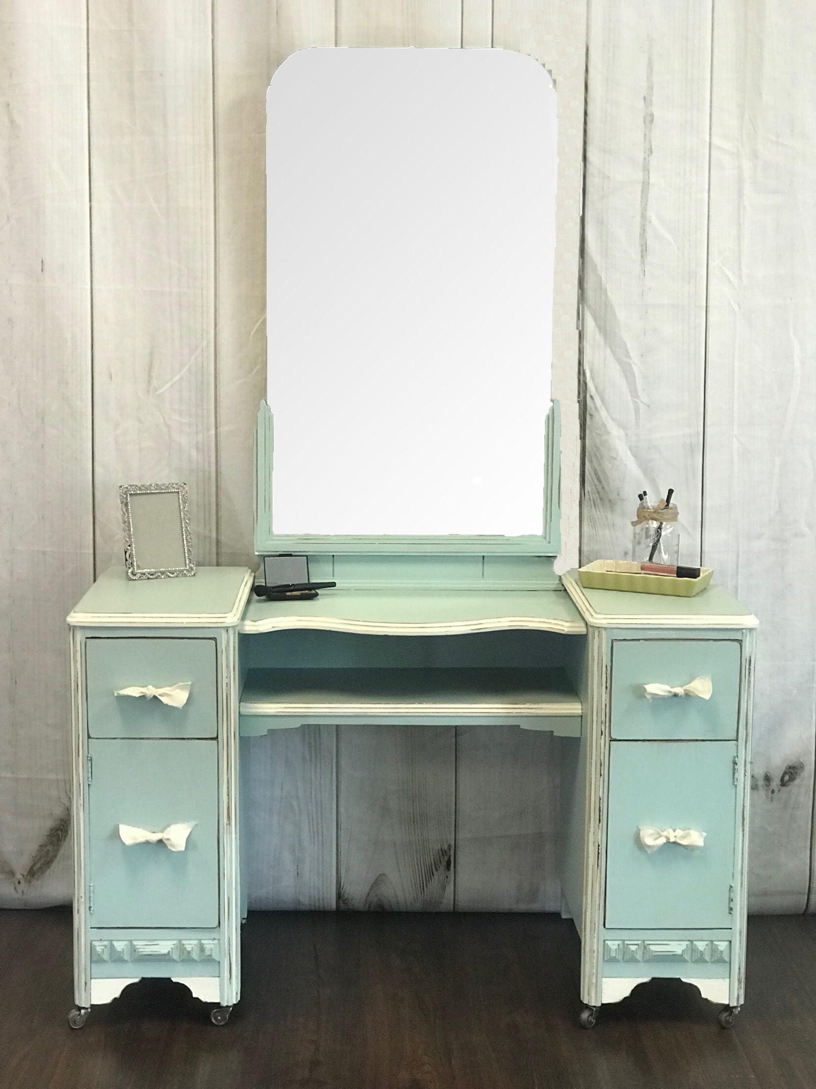 RETHUNK JUNK BY LAURA Rethunk Junk Resin Paint - 16 floz (Robin\'s Egg)