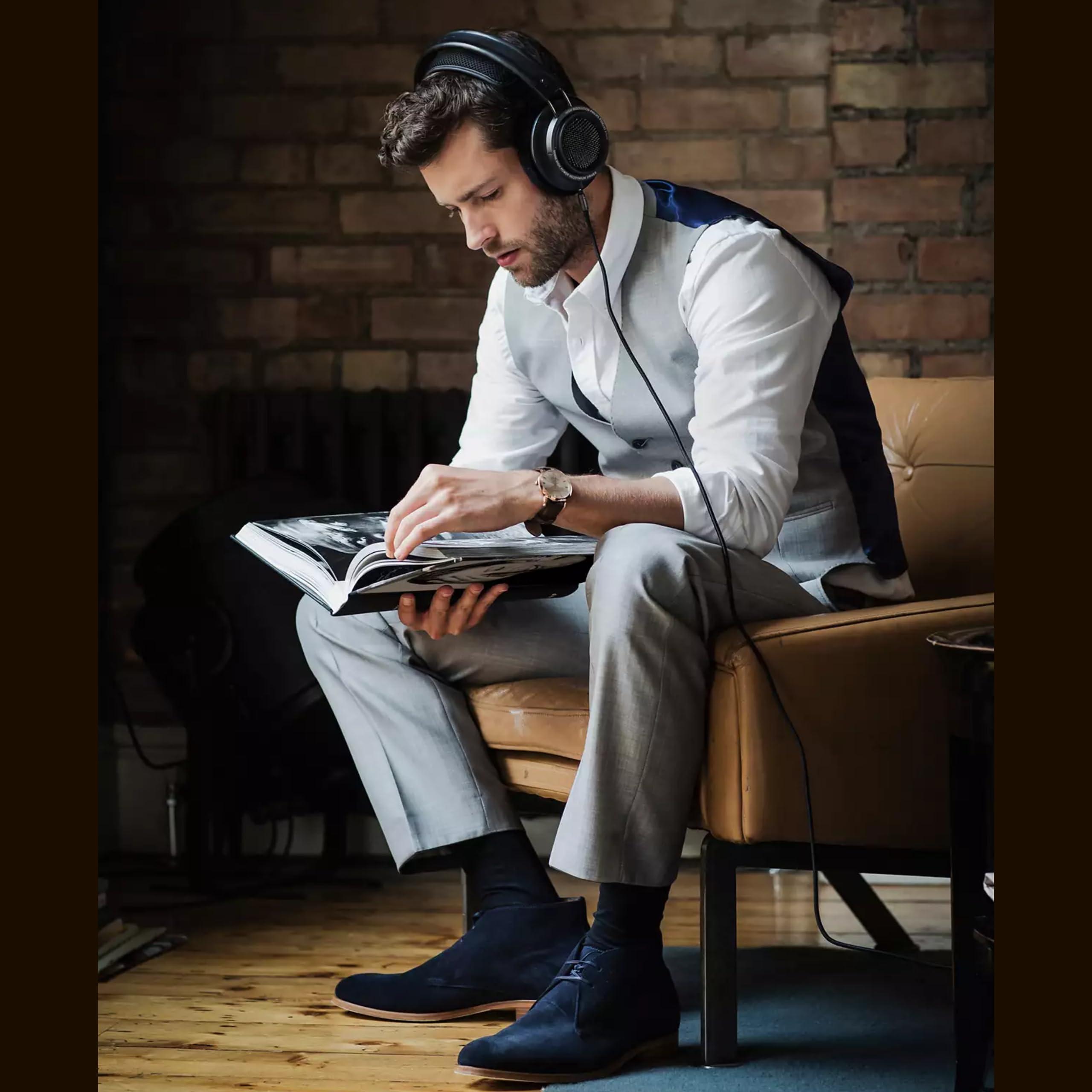 Philips Audio PHILIPS Fidelio X2HR Over The Ear Open Back Wired Headphone 50mm Drivers- Black Professional Studio Monitor Headphones with Detachable Cable