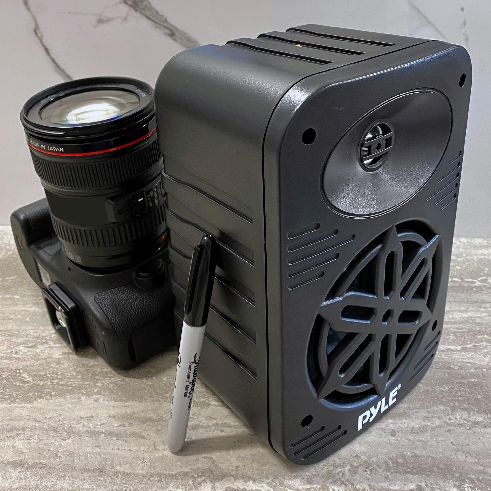 Pyle PyleUsa Bluetooth Indoor Outdoor Speakers Pair - 500 Watt Dual Waterproof 5.25 2-Way Full Range Speaker System w/ 1/2 High Compliance Polymer Tweeter - Home, Boat,Deck, Patio, Poolside - PDWRBT56BK