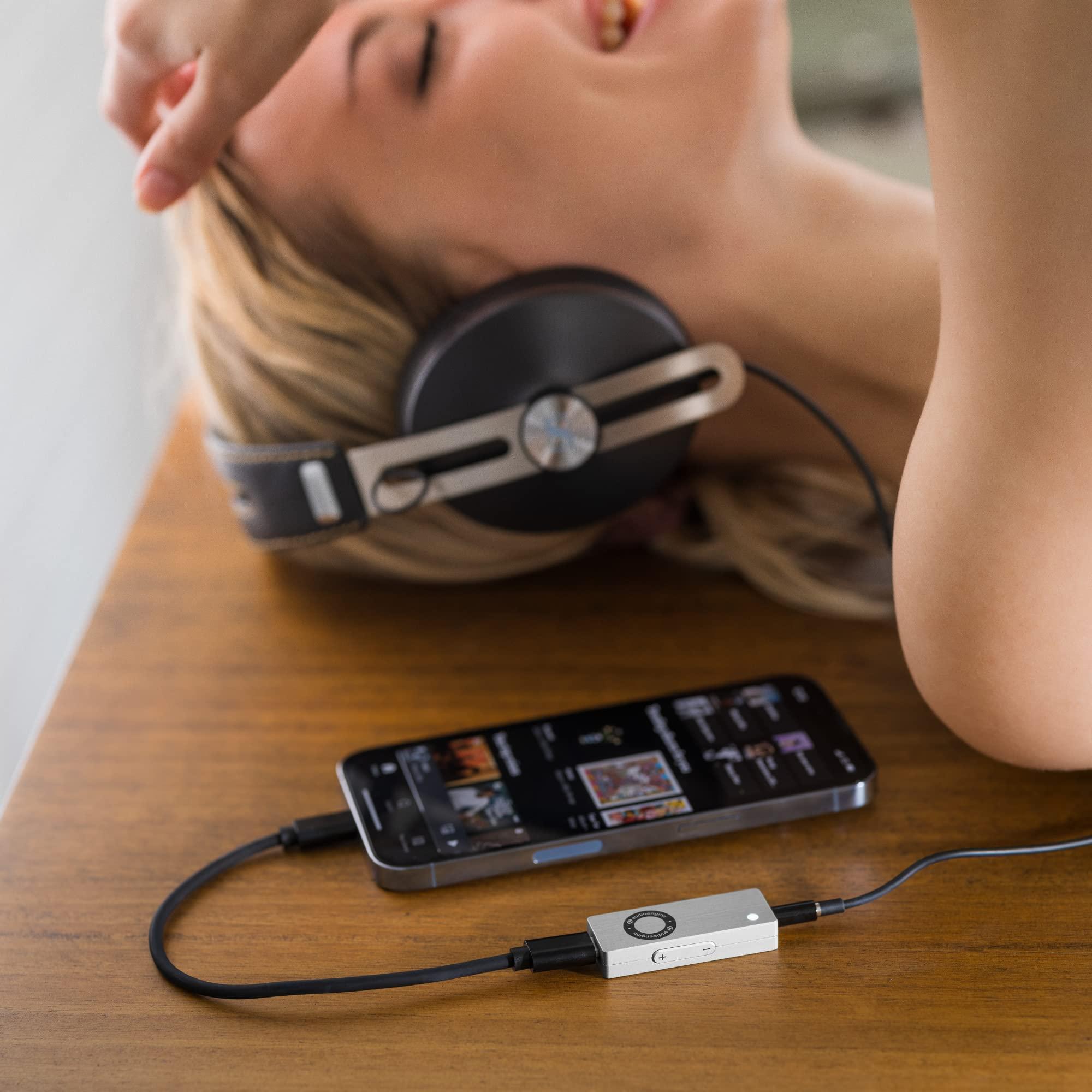 Audioengine Audioengine DAC3 32-Bit Mobile Headphone Digital to Analog Converter for Hi-Res Music and Audio