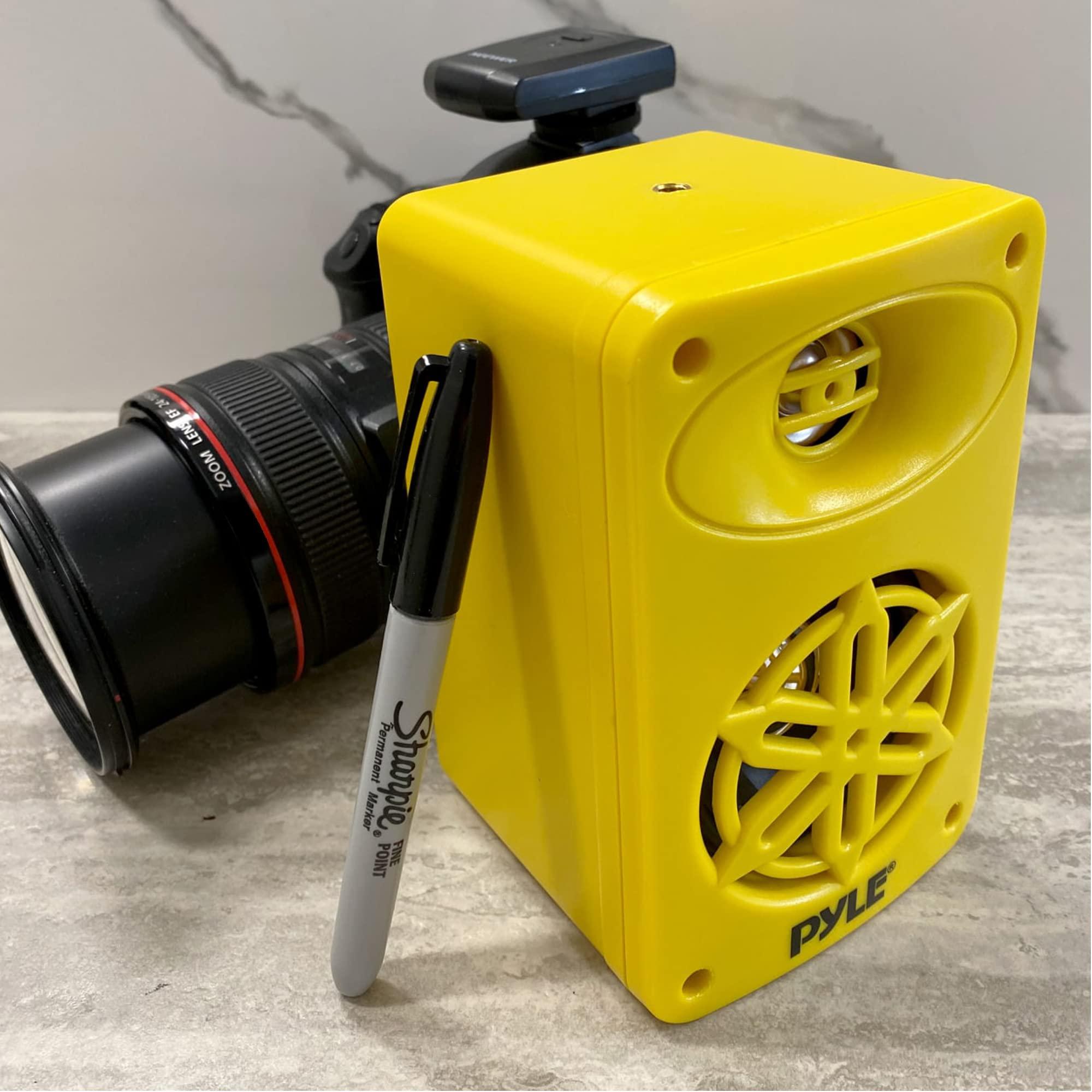 Pyle Pyle Bluetooth Indoor Outdoor Speakers Pair-200 Watt Dual Waterproof 3.5 2-Way Full Range Speaker System w/ 1/2 High Compliance Polymer Tweeter-Home, Boat, Marine, Deck, Patio, Poolside - PDWRBT36YL