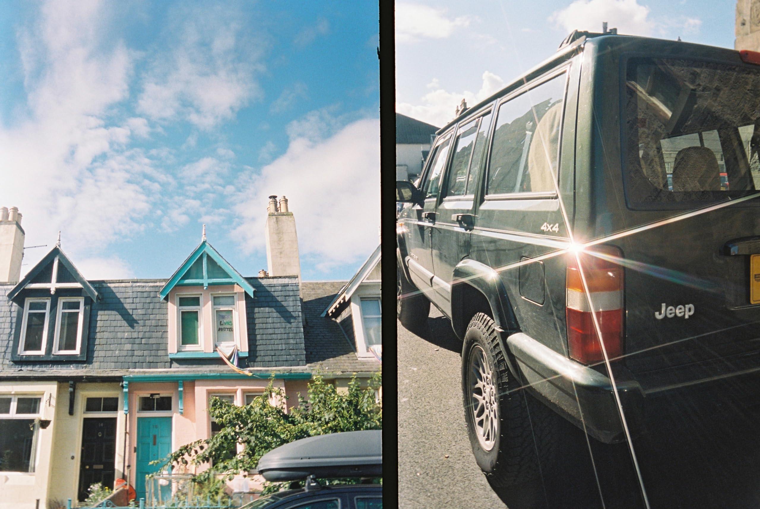 KODAK KODAK EKTAR H35N Half Frame Film Camera Bundle with Kodak Ultramax 400/24EXP 35mm Roll Film (Striped Silver, Bundle)