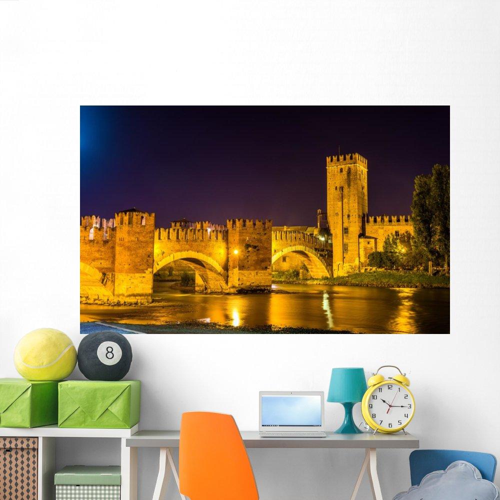 LG LG Electronics 32SM5KC-B 32" Screen LCD Monitor