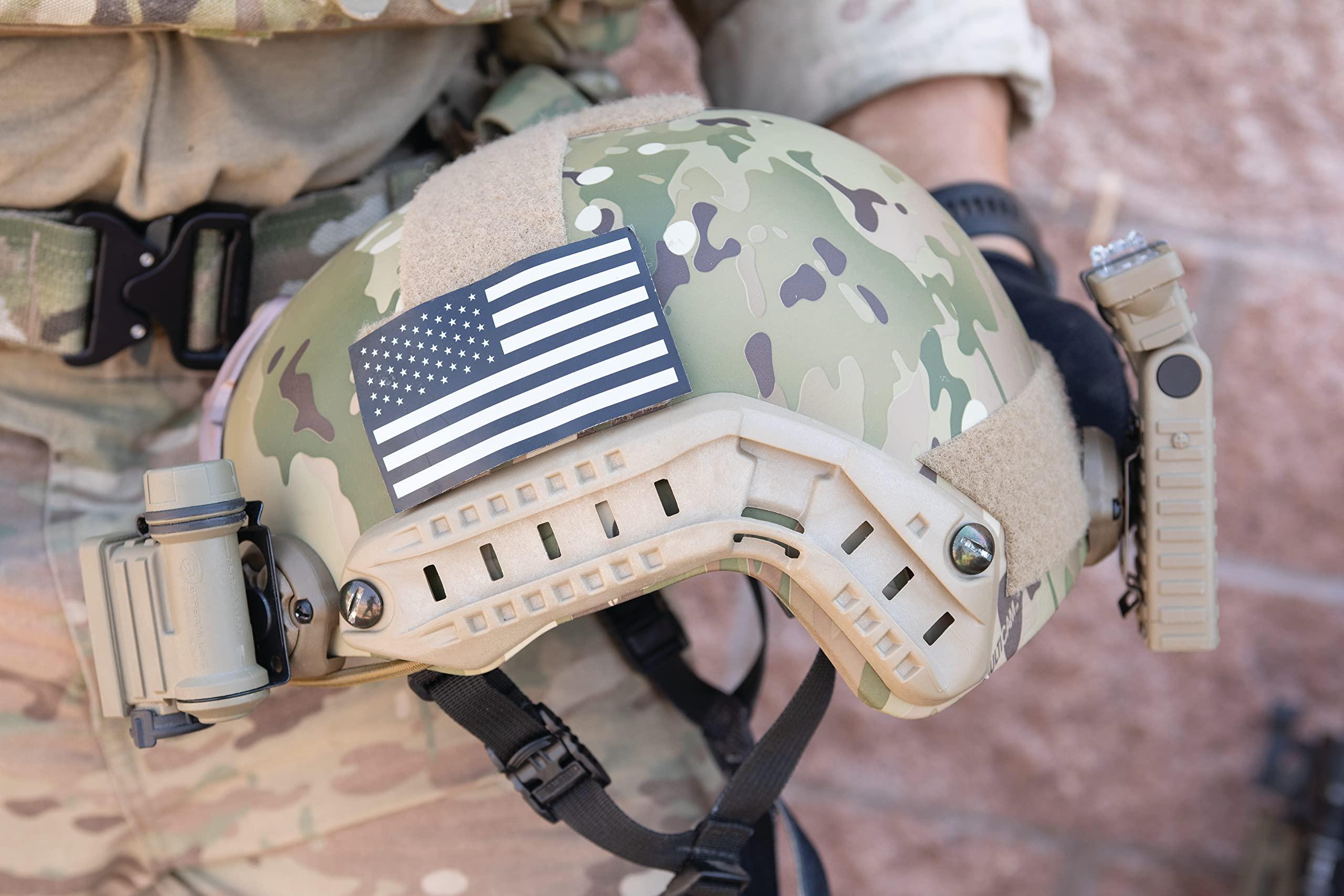 Streamlight Streamlight 14518 Sidewinder 55-Lumens Compact II Military Flashlight with Helmet Mount & Rail Mount in Box, Coyote