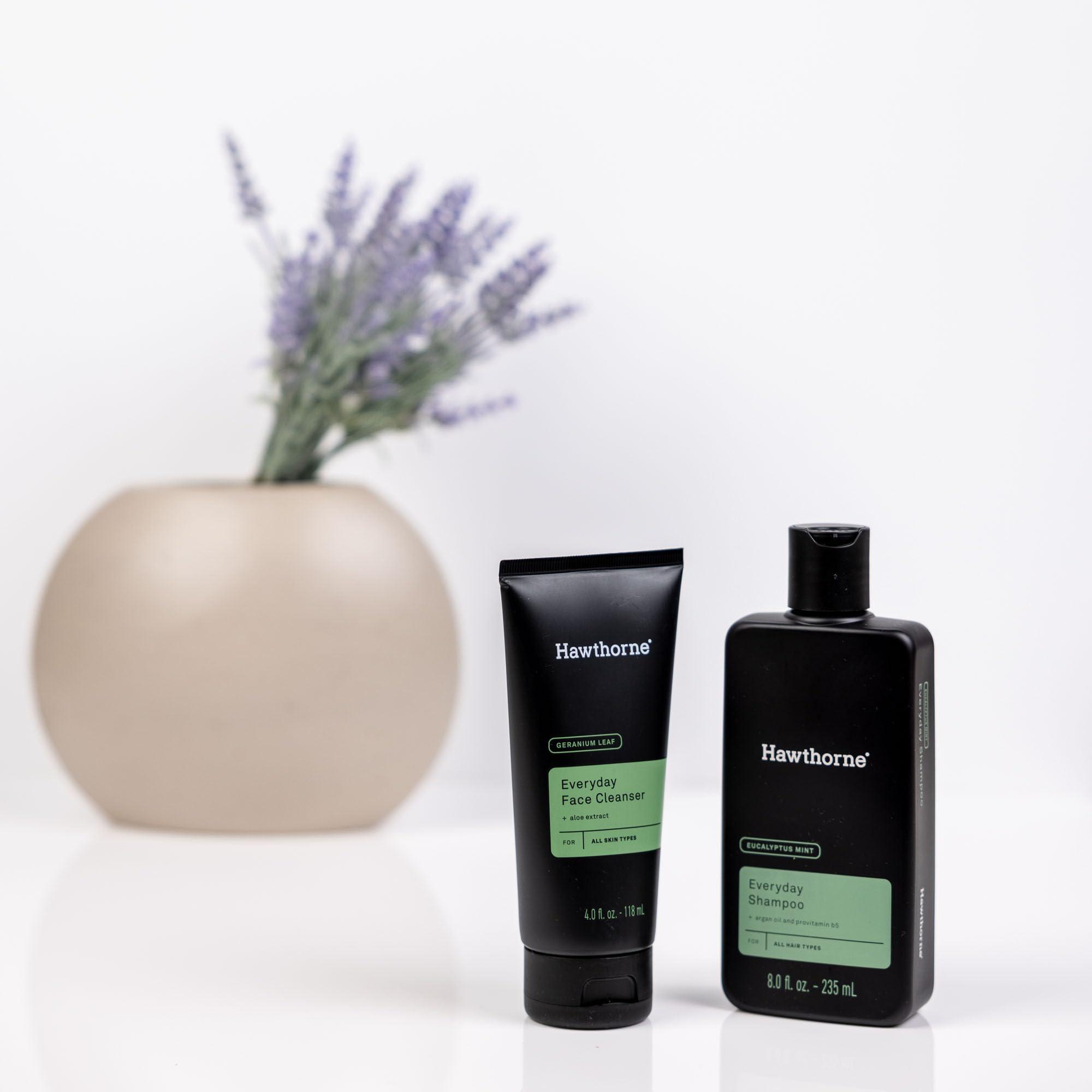 V-FLAT WORLD V-FLAT WORLD Duo Board Product Photography Backdrops - 2-Sided Background for Photography, Realistic Item & Food Photography Background - Includes 2 Legs & Mat - 30" x 40", White Gloss/White Matte