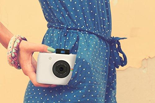 Zink Zink Polaroid Snap Instant Digital Camera (White) with ZINK Zero Ink Printing Technology
