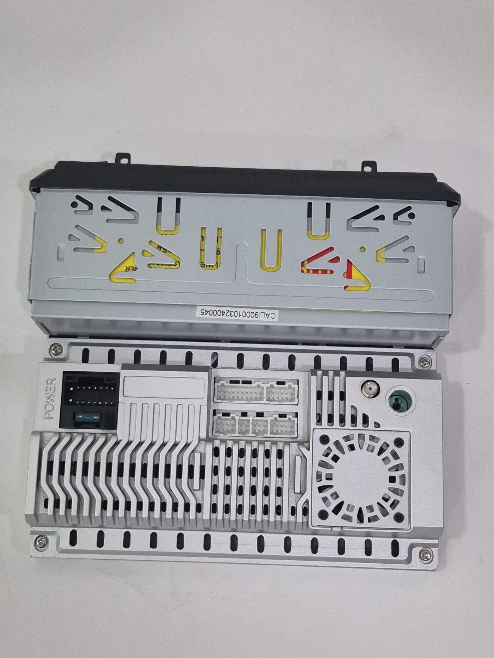 BLAUPUNKT BLAUPUNKT CALI900 Car Multimedia 9-inch QLED 2.5D Touch Screen Panel Quad Core 2.0G Processor Supports Apple CarPlay Android Built-in WiFi Bluetooth DAB+ & Navigation Capabilities