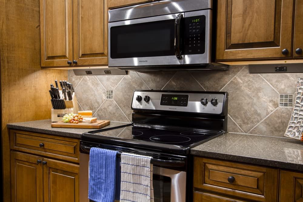 Generic Task Lighting TR Series Angle Power Strip, 24 inch, 2 Dual Receptacles, White