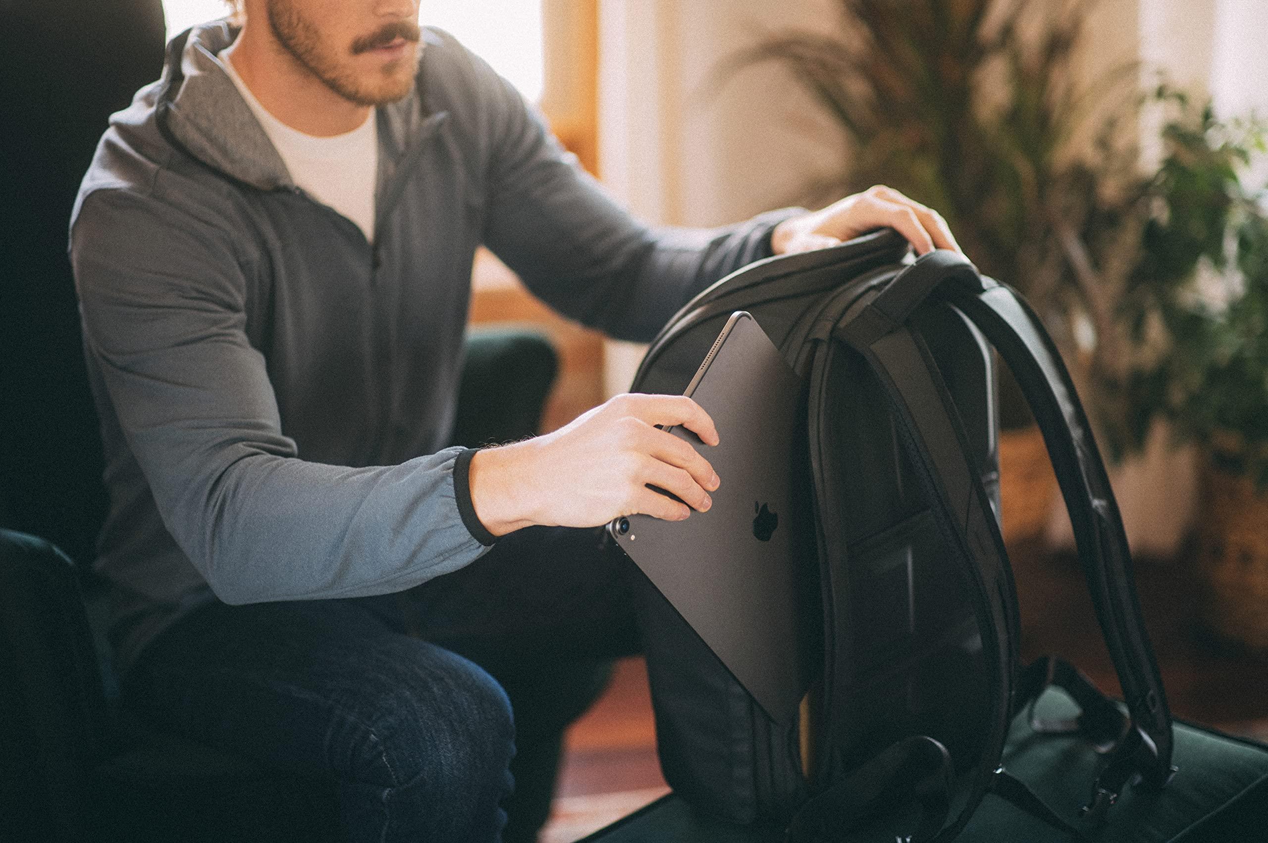 NOMATIC NOMATIC Peter McKinnon Camera Pack- DSLR Camera Backpack for Men And Women, Extra Large Photography Bag, Travel Camera Backpack, Weekend Bag