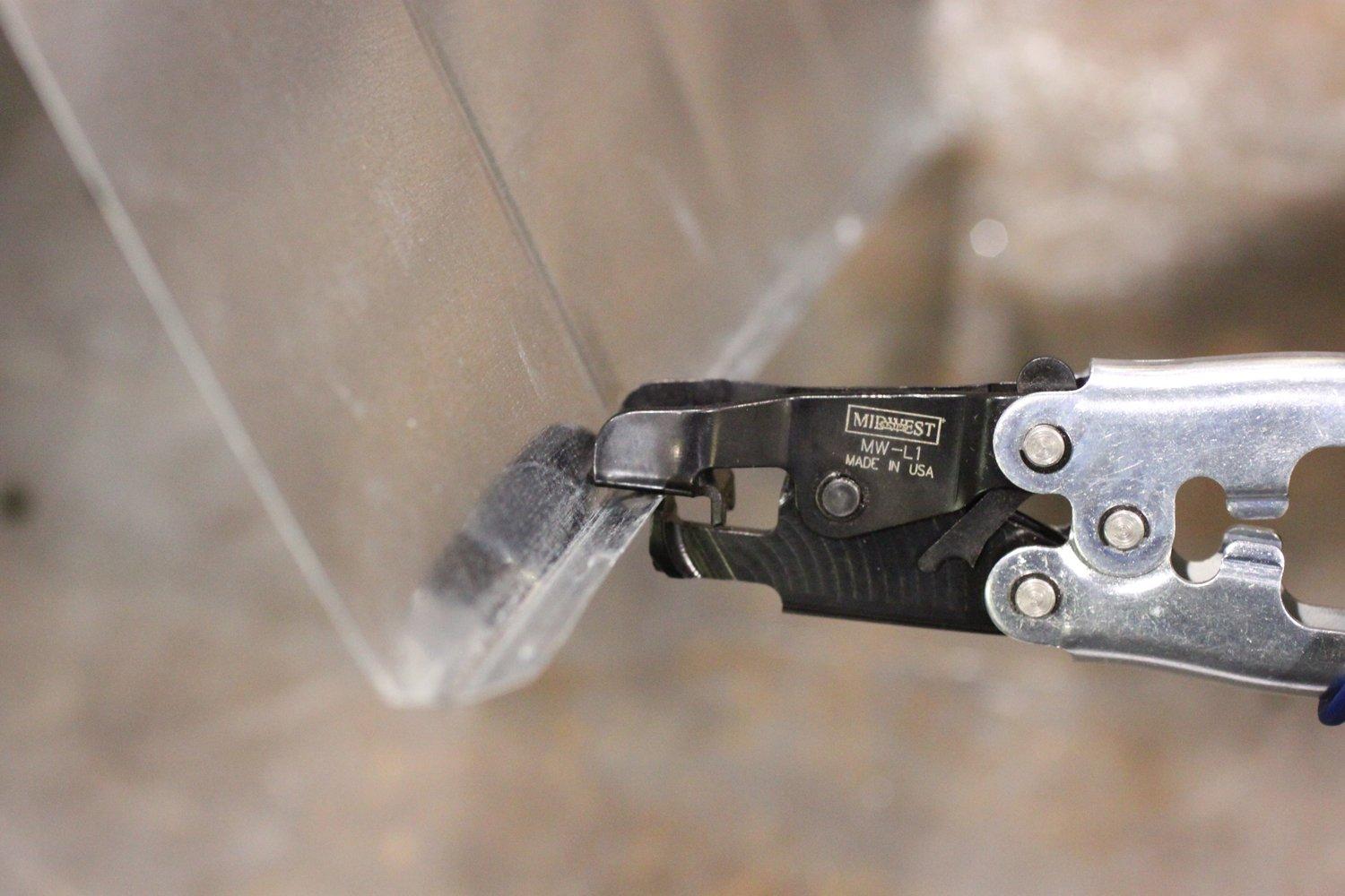 Midwest Tool and Cutlery MIDWEST Sheet Metal Notcher - Snap Lock Punch Cold Rolled Steel Notcher with 3/8\" Cuts & Kush\'n-Power Grips - MWT-L1