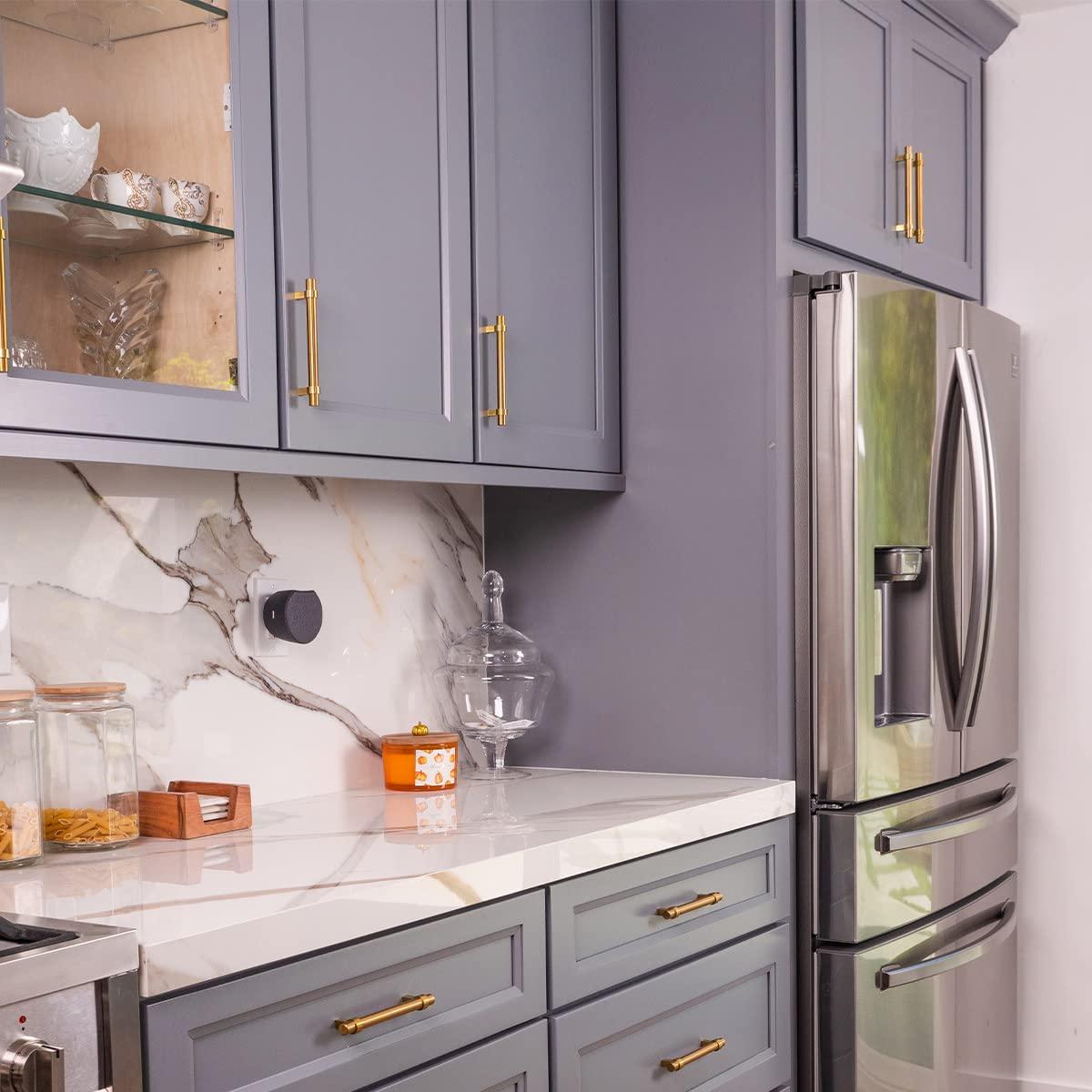 OC Acoustic OC Acoustic Newport Plug-in Outlet Wireless Bluetooth Speaker with Built-in USB Type-A Charging (Black)