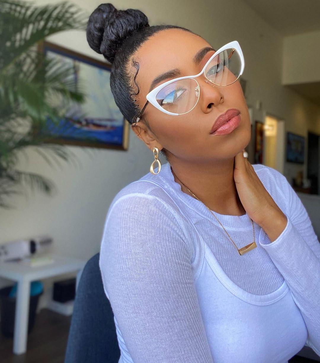 VOOGLAM VOOGLAM Blue Light Glasses for Women Cateye Gaming Glasses Anti Eyestrain Dry Eyes UV Computer Phone TV Eyewear Fashion Annabelle White VFM0176-05 Trend