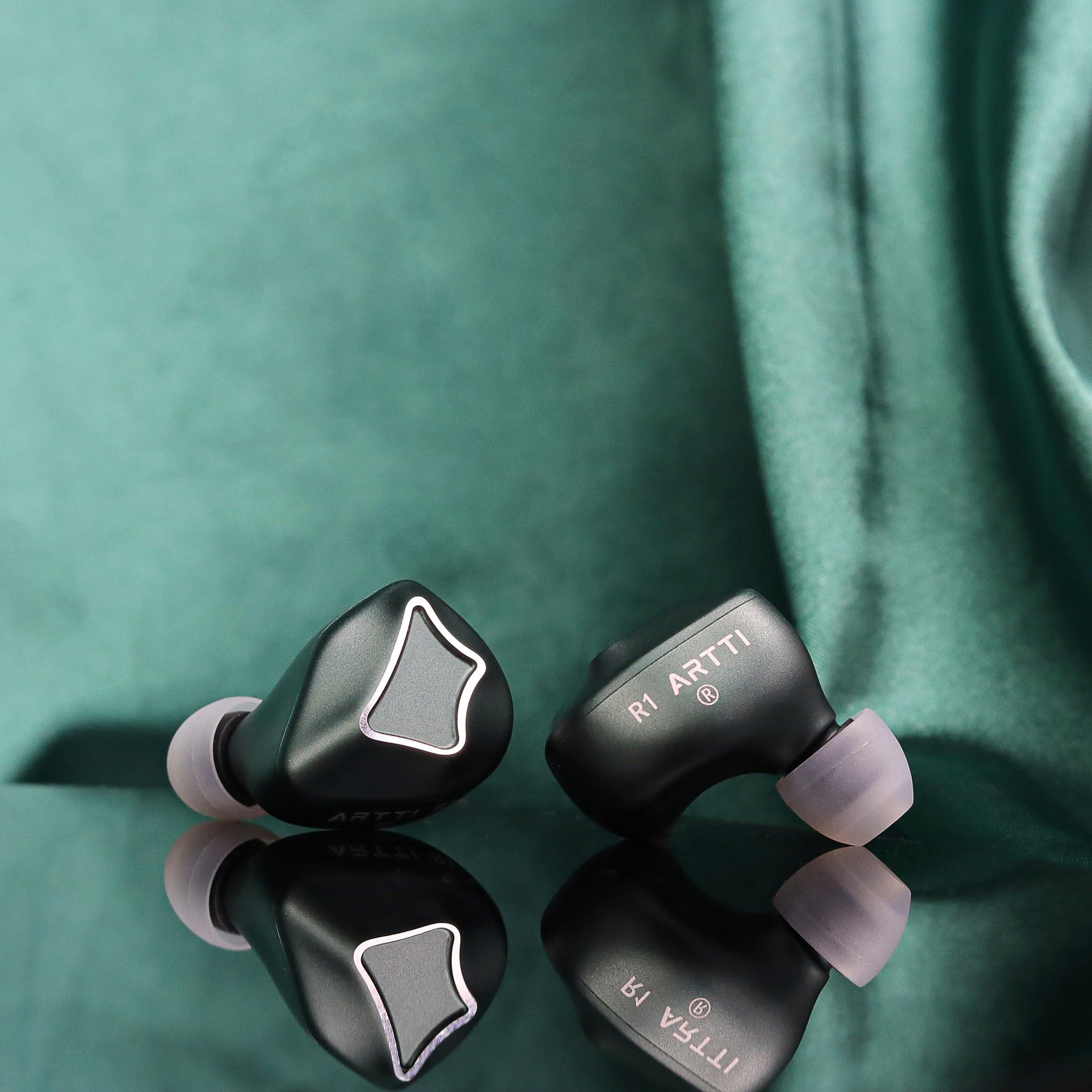 ARTTI ARTTI R1 in Ear Monitors Earphones, 3DD HiFi Bass Wired Earbuds Gaming IEM Headphones with Detachable 0.78mm 2pin Cable for Singer Musician Audiophile (no mic, 3.5mm)