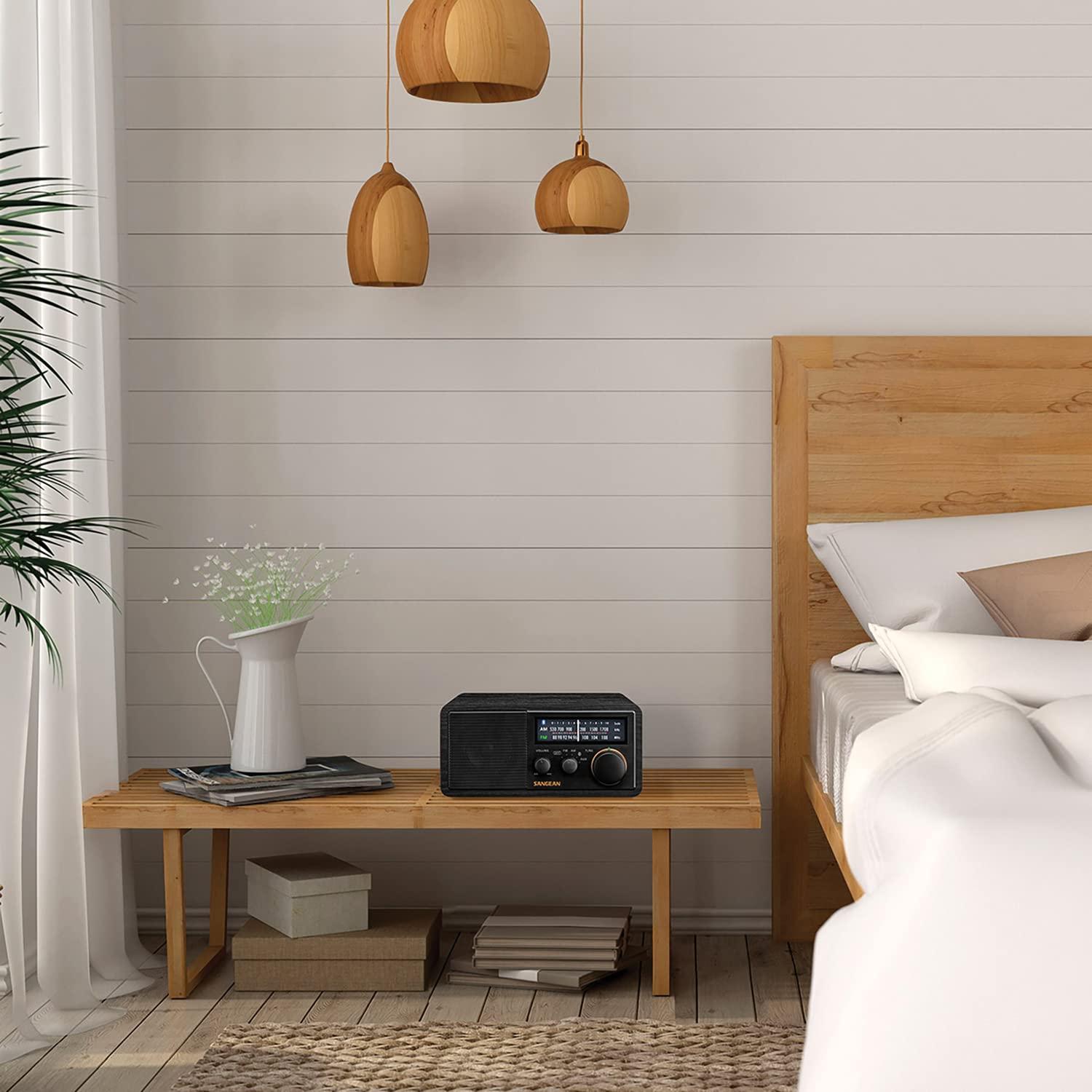 Sangean SANGEAN SG-118 AM/FM/Bluetooth Wooden Cabinet Radio with USB Phone Charging