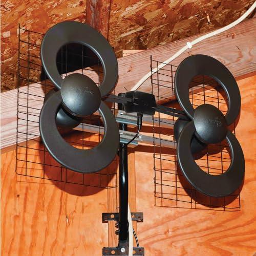 Antennas Direct Antennas Direct ClearStream 4 UHF Indoor Outdoor TV Antenna, Multi-Directional, 70+ Mile Range, 4K 8K UHD, NEXTGEN TV w/20-inch Mast, Reflectors