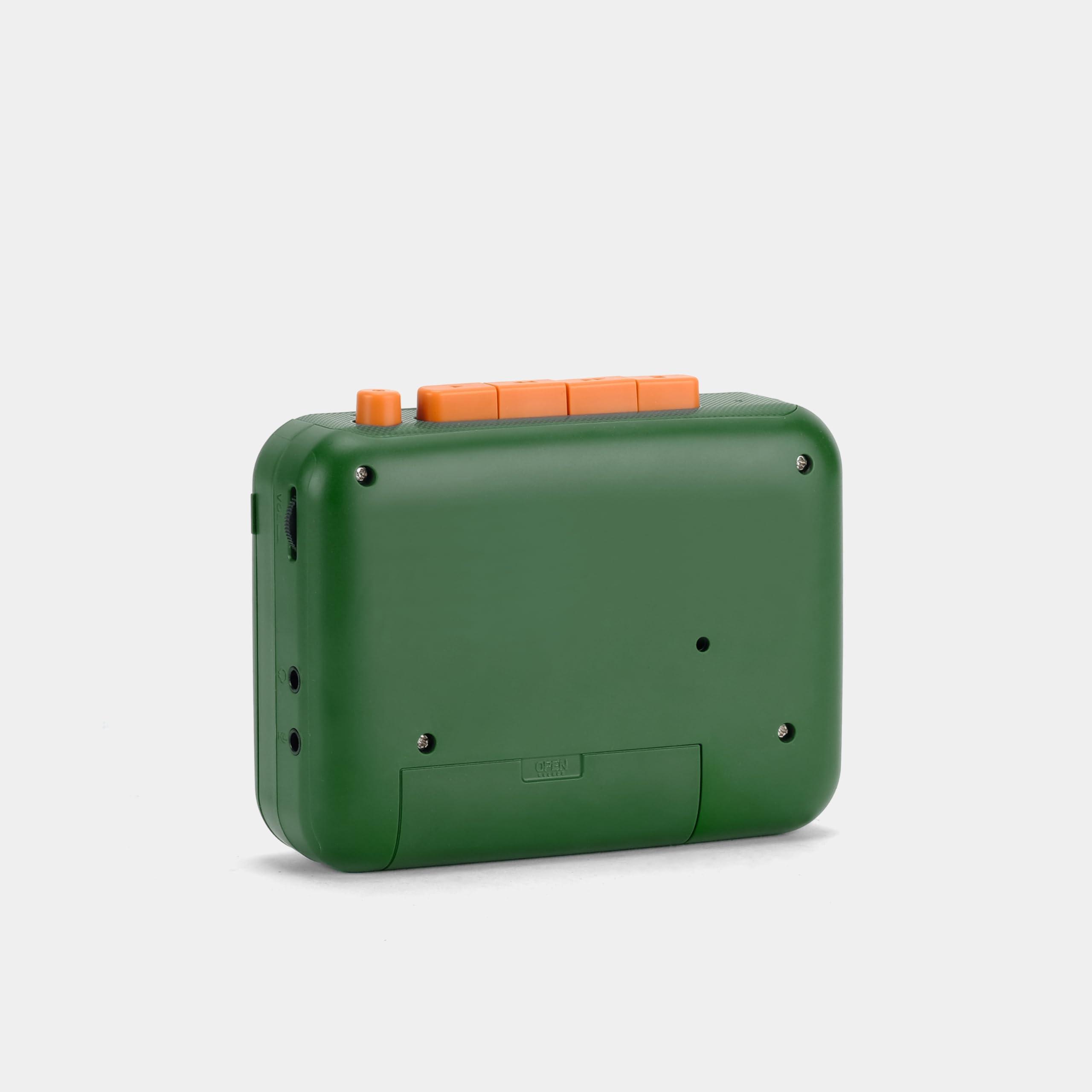 Retrospekt Peanuts Beagle Scouts Retrospekt CP-81 Portable Cassette Player