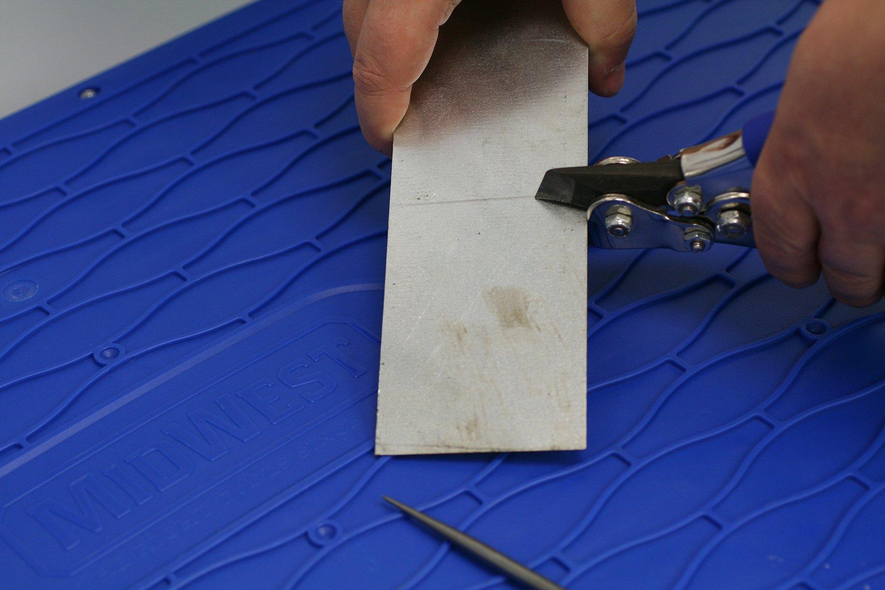 Midwest Snips MIDWEST Sheet Metal Notcher - 31-Degree Cold Rolled Steel Notcher with 1-3/16\" Throat Depth & V-Notch Connector Tabs - MWT-N1