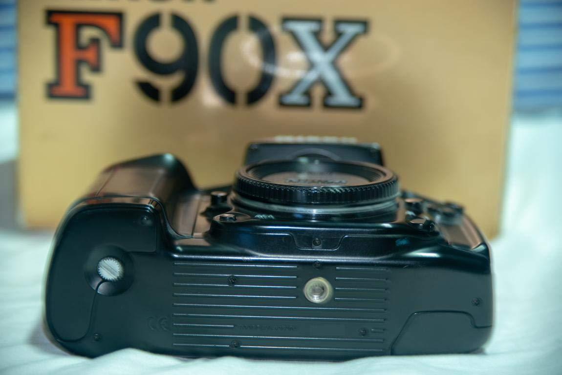 Nikon Nikon N90 / F90 35MM SLR Film Camera Body Only With Nikon AF lens System (Renewed)